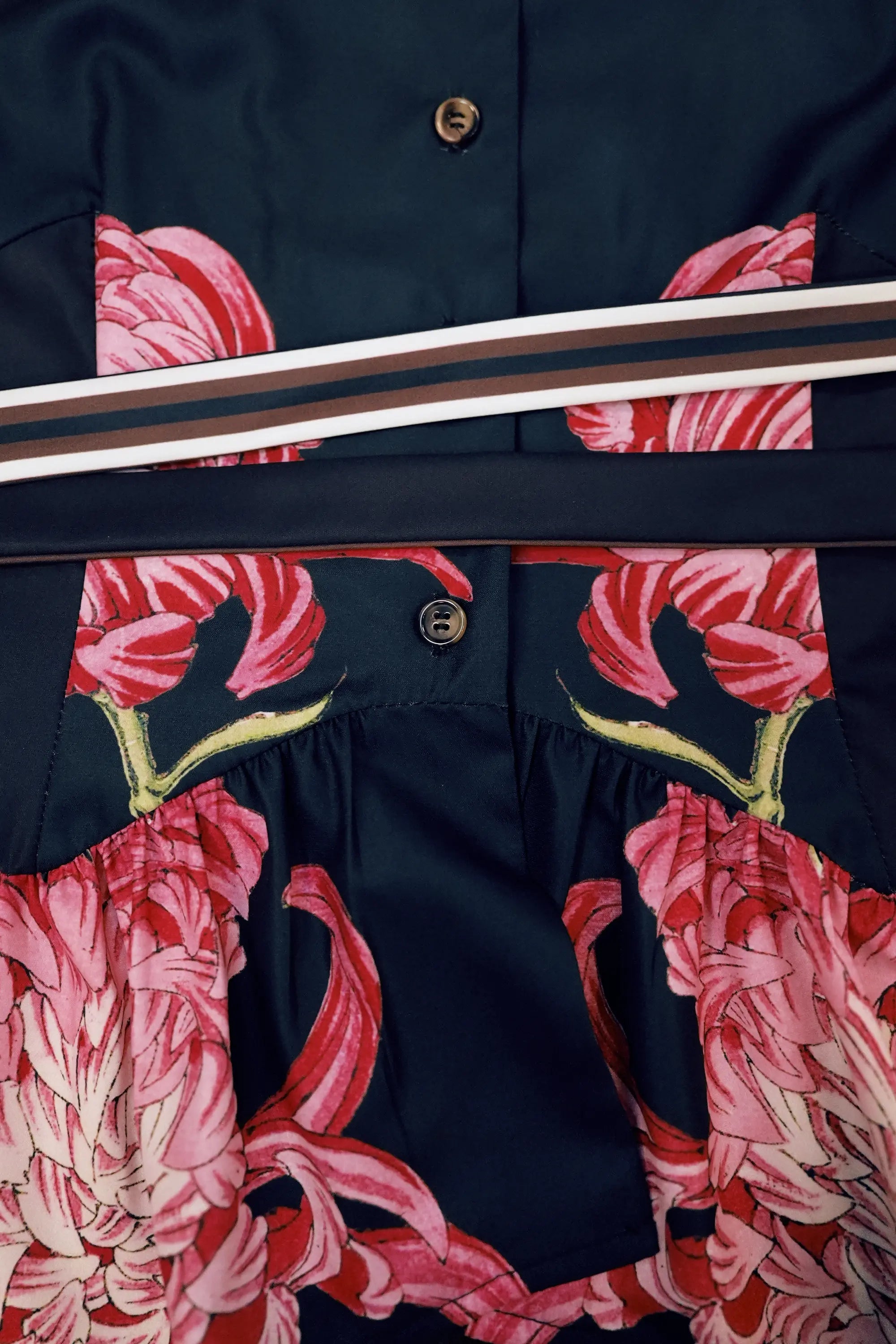 Sleeveless Contour Top (Chrysanthemum)