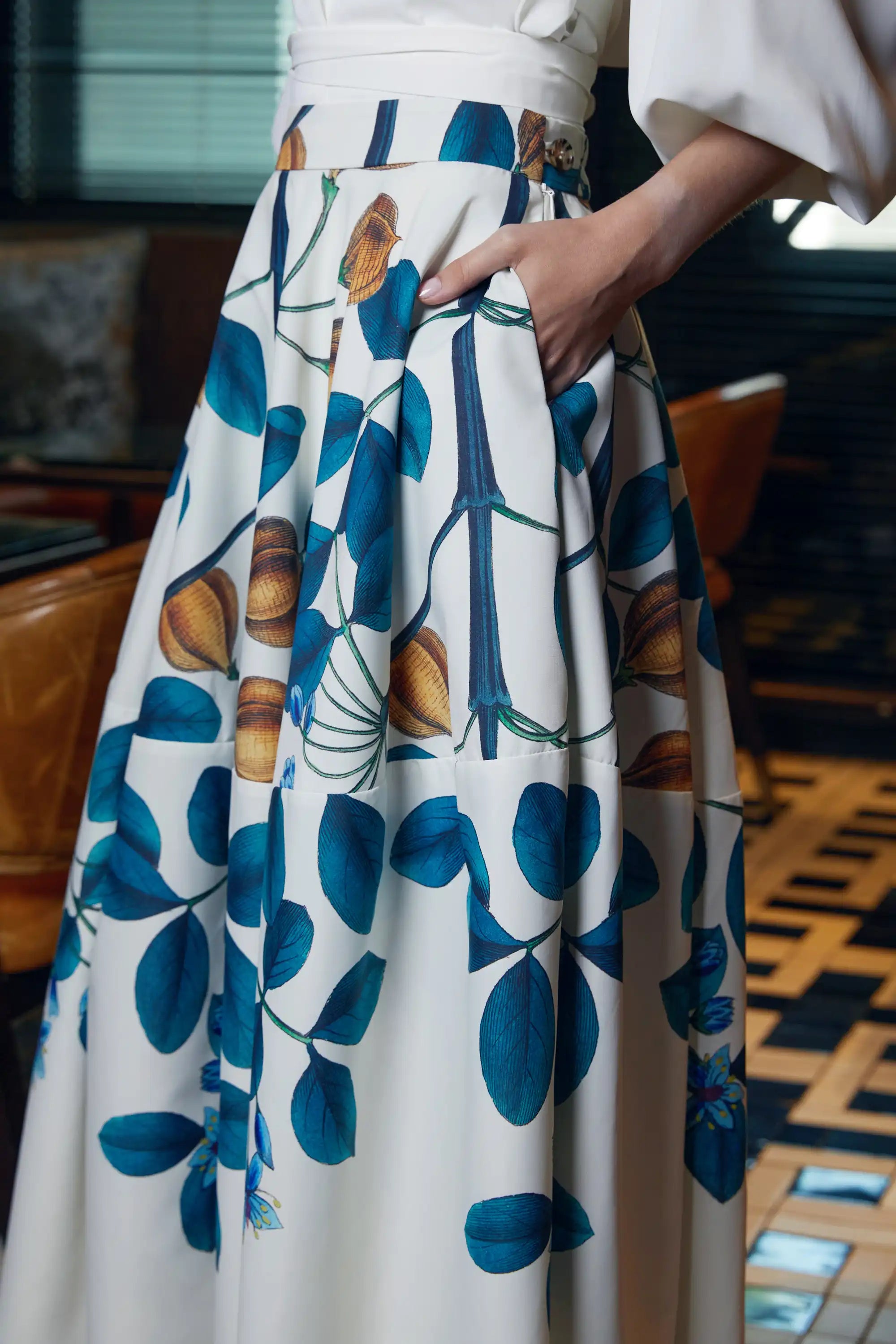 Border Full Circle Skirt (Guaiacwood)