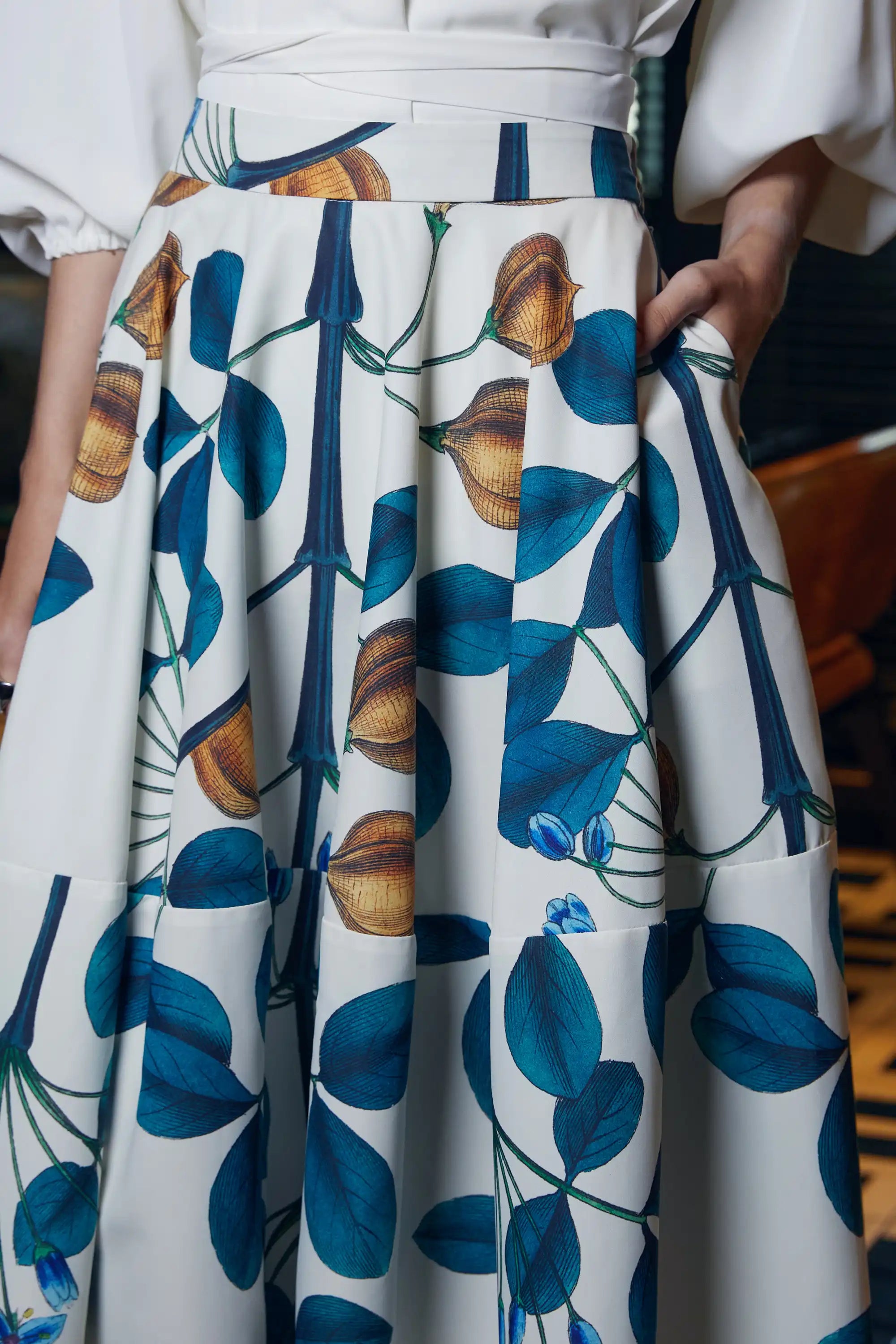 Border Full Circle Skirt (Guaiacwood)