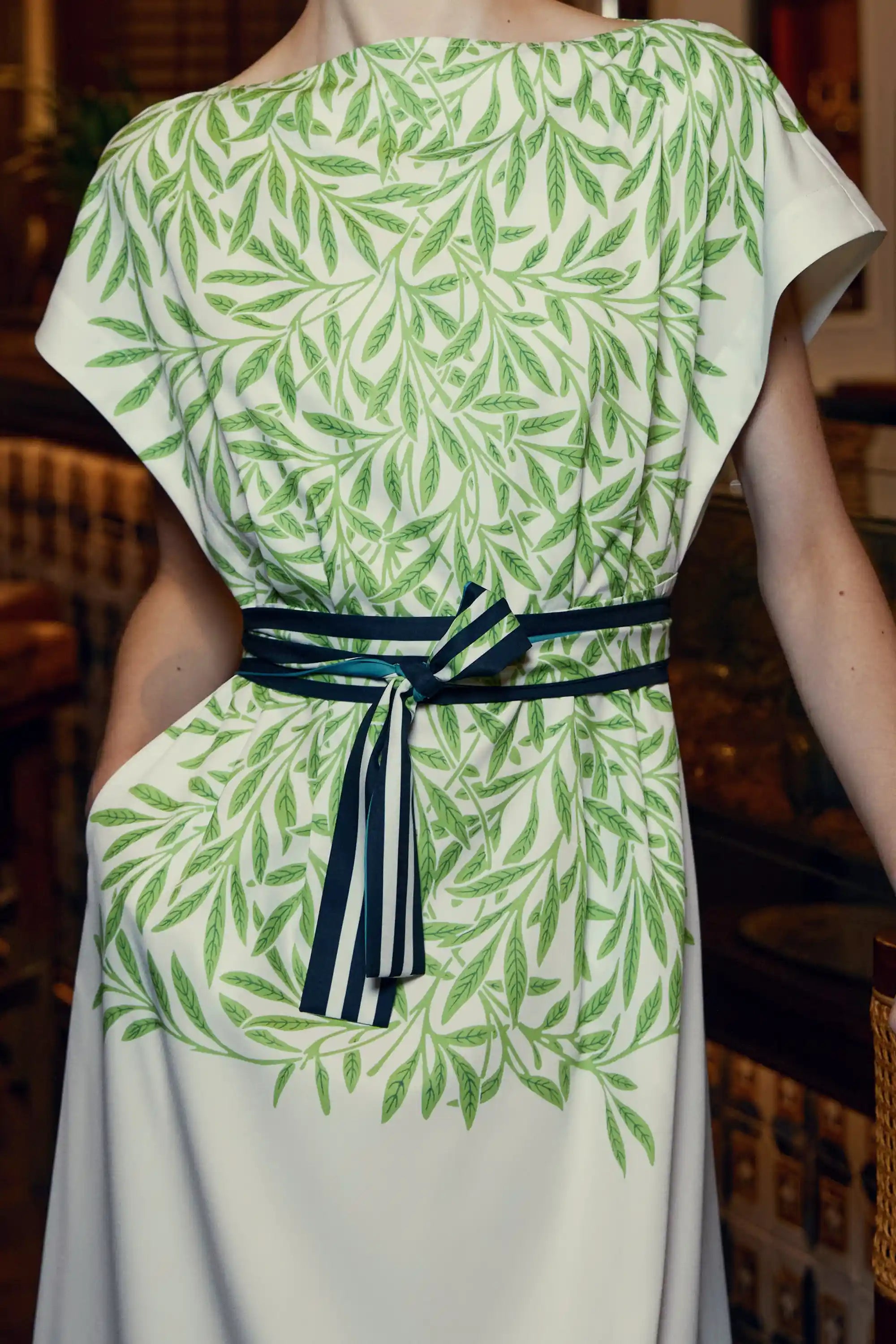 Oval Cinch Dress (Willow)