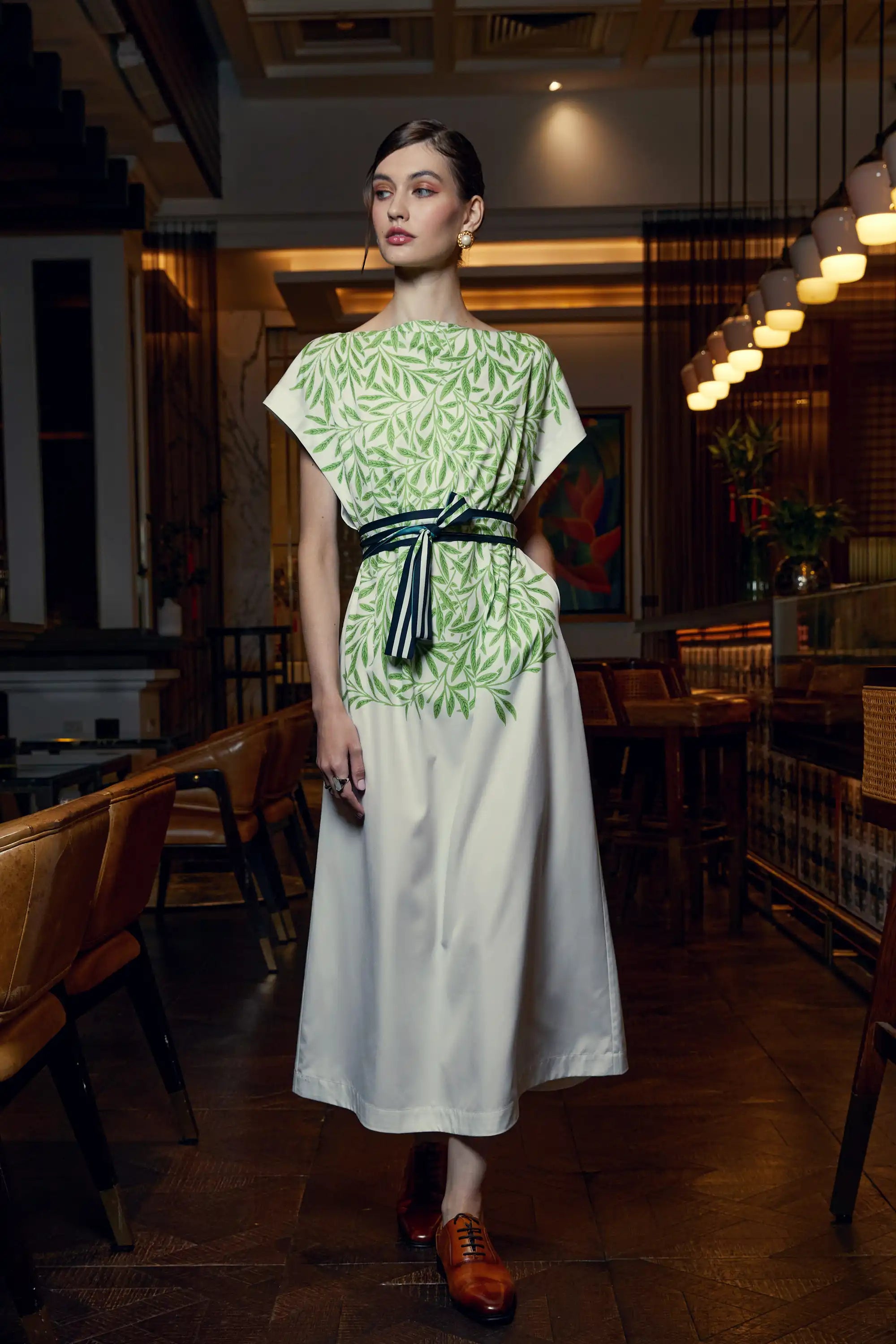 Oval Cinch Dress (Willow)
