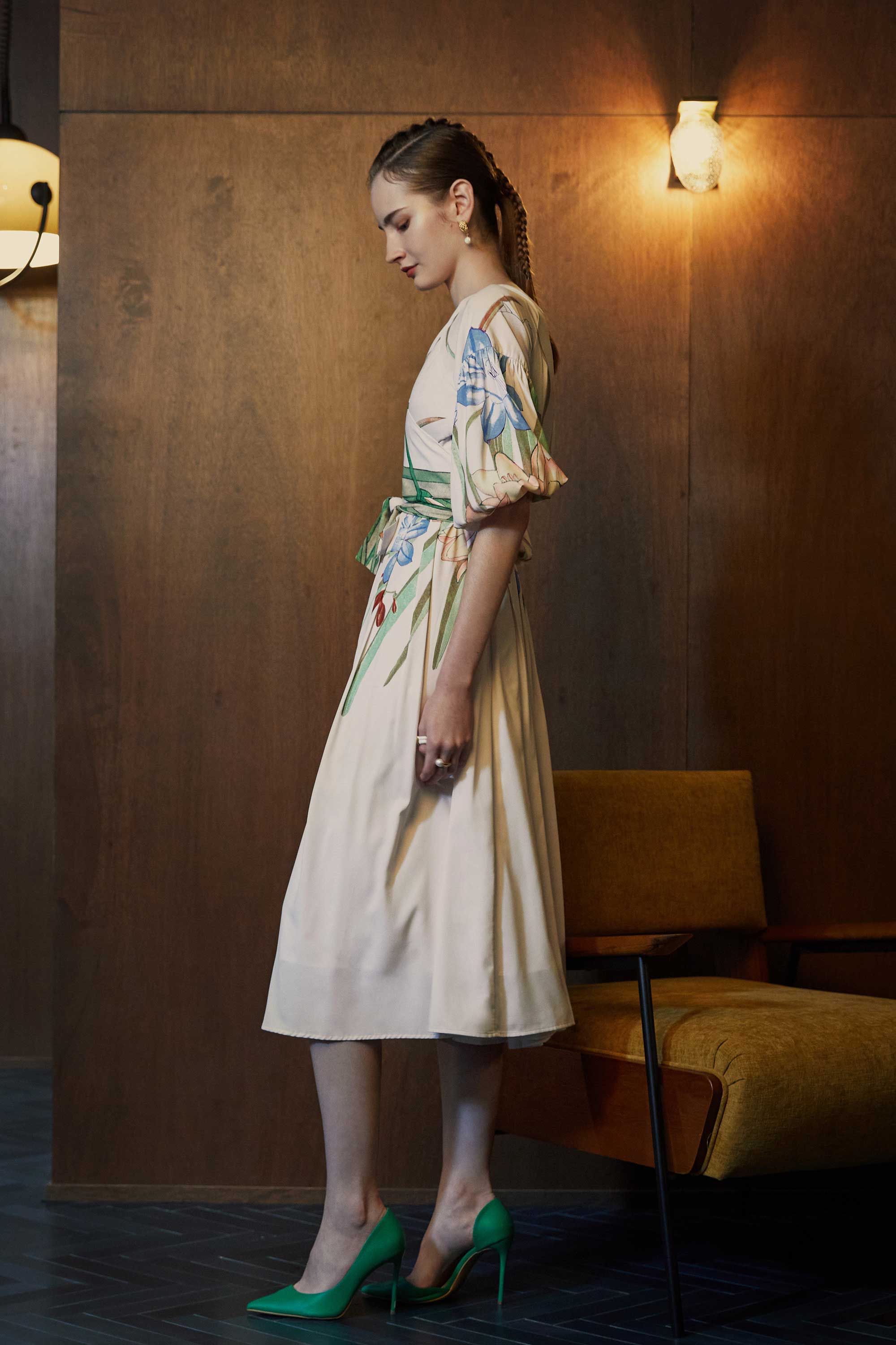 Back-to-Front Parachute Sleeves Midi Dress (Freesia)
