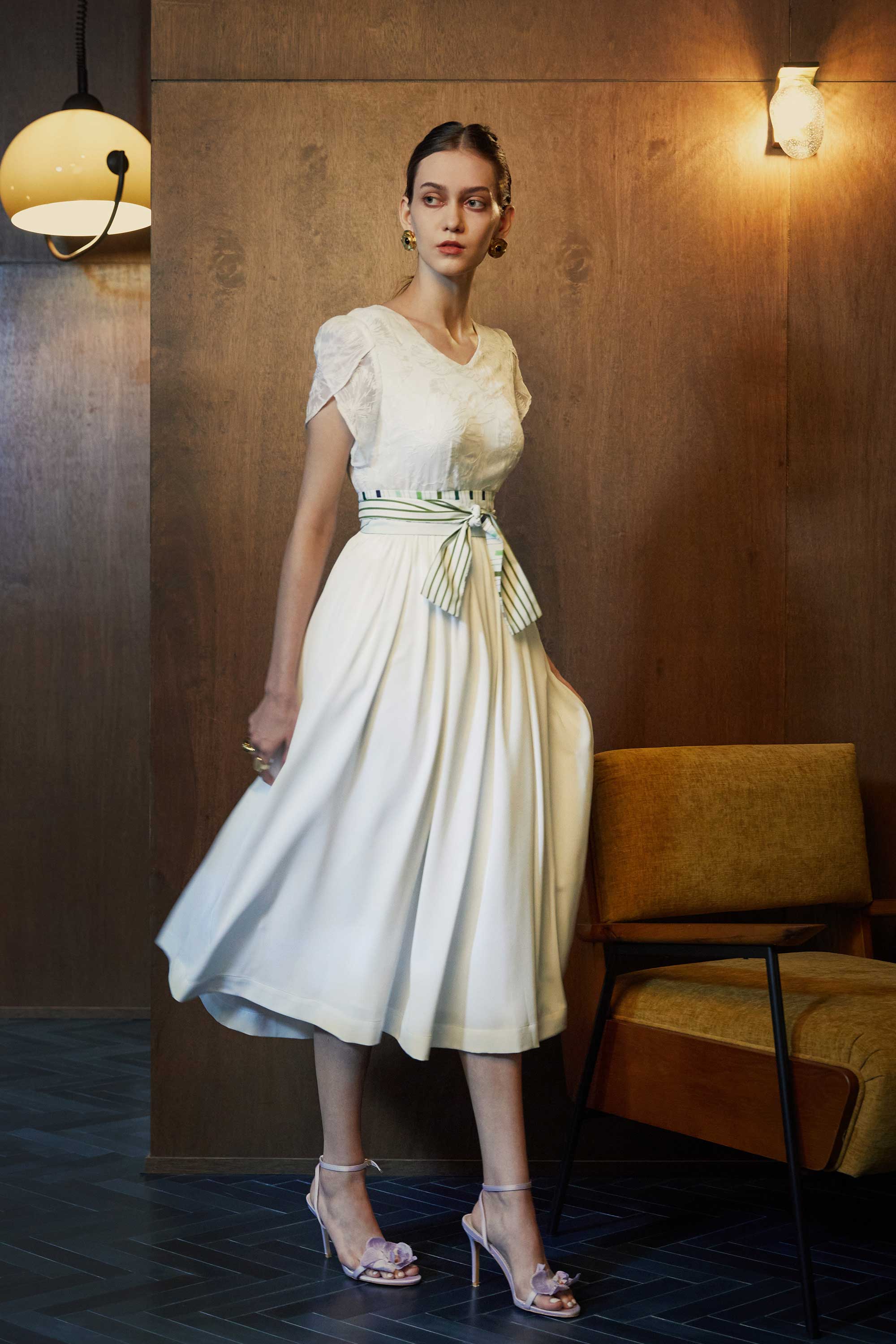 Petal Sleeves Shirtwaist Dress (White Lace)