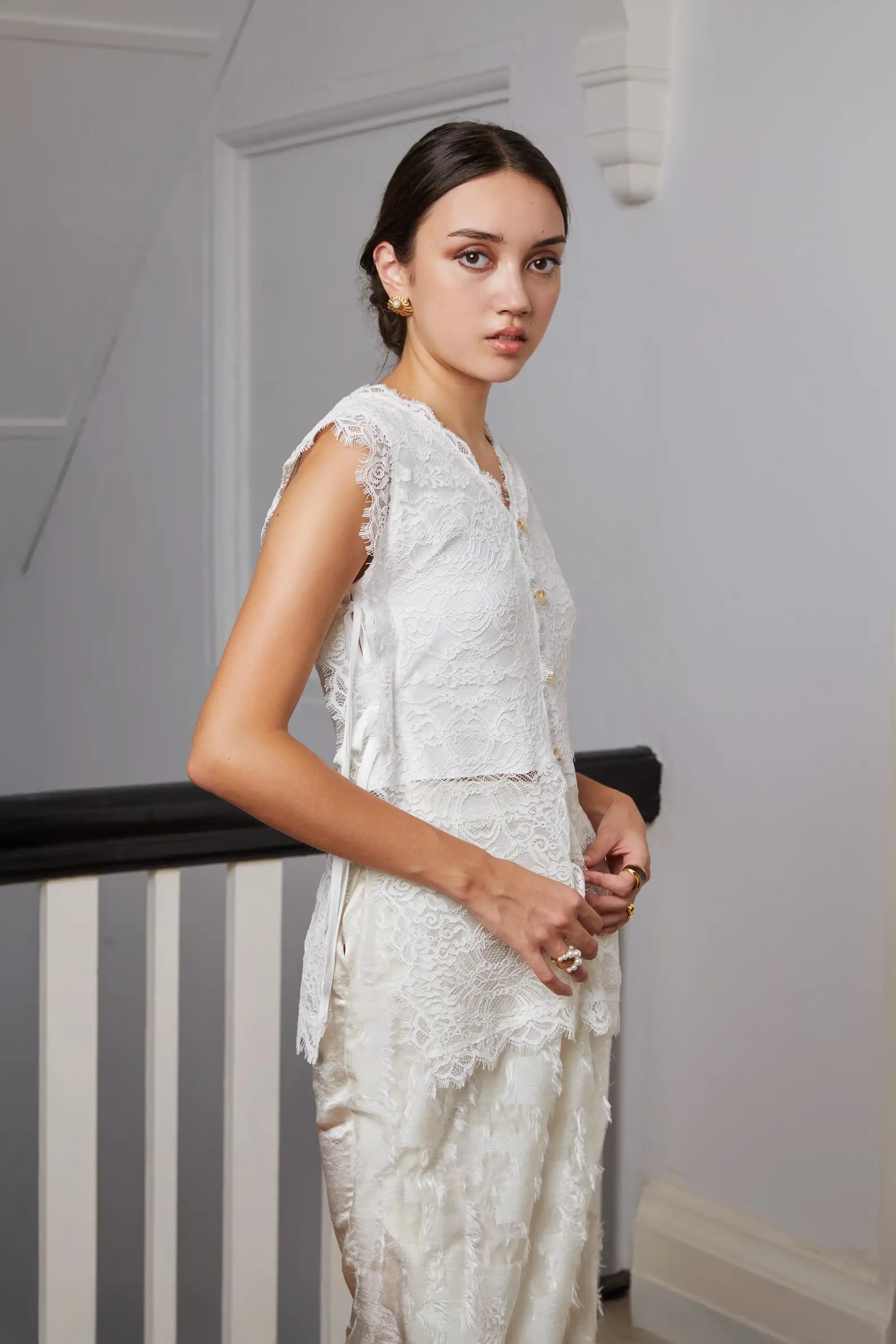 Kebaya Top (White Lace)