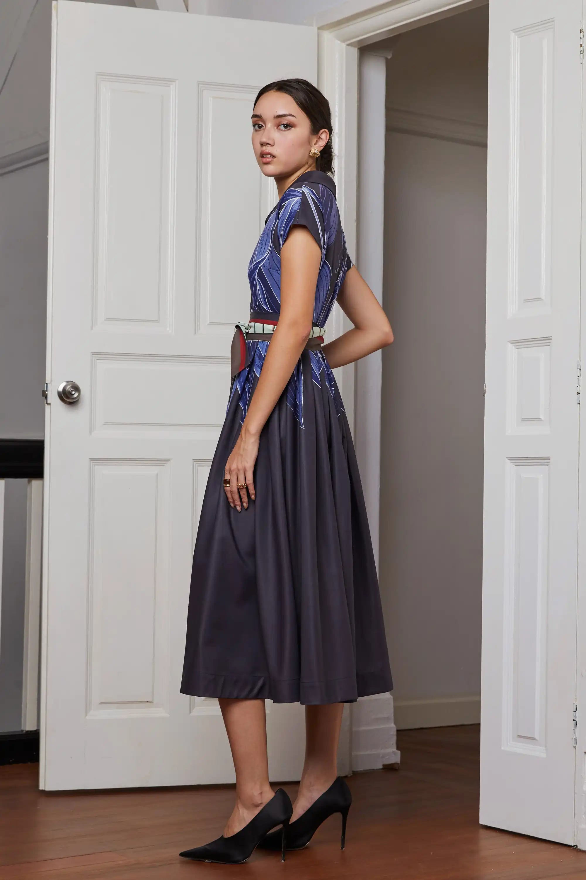 Pilgrim Dolman Dress (Lily of the Valley)