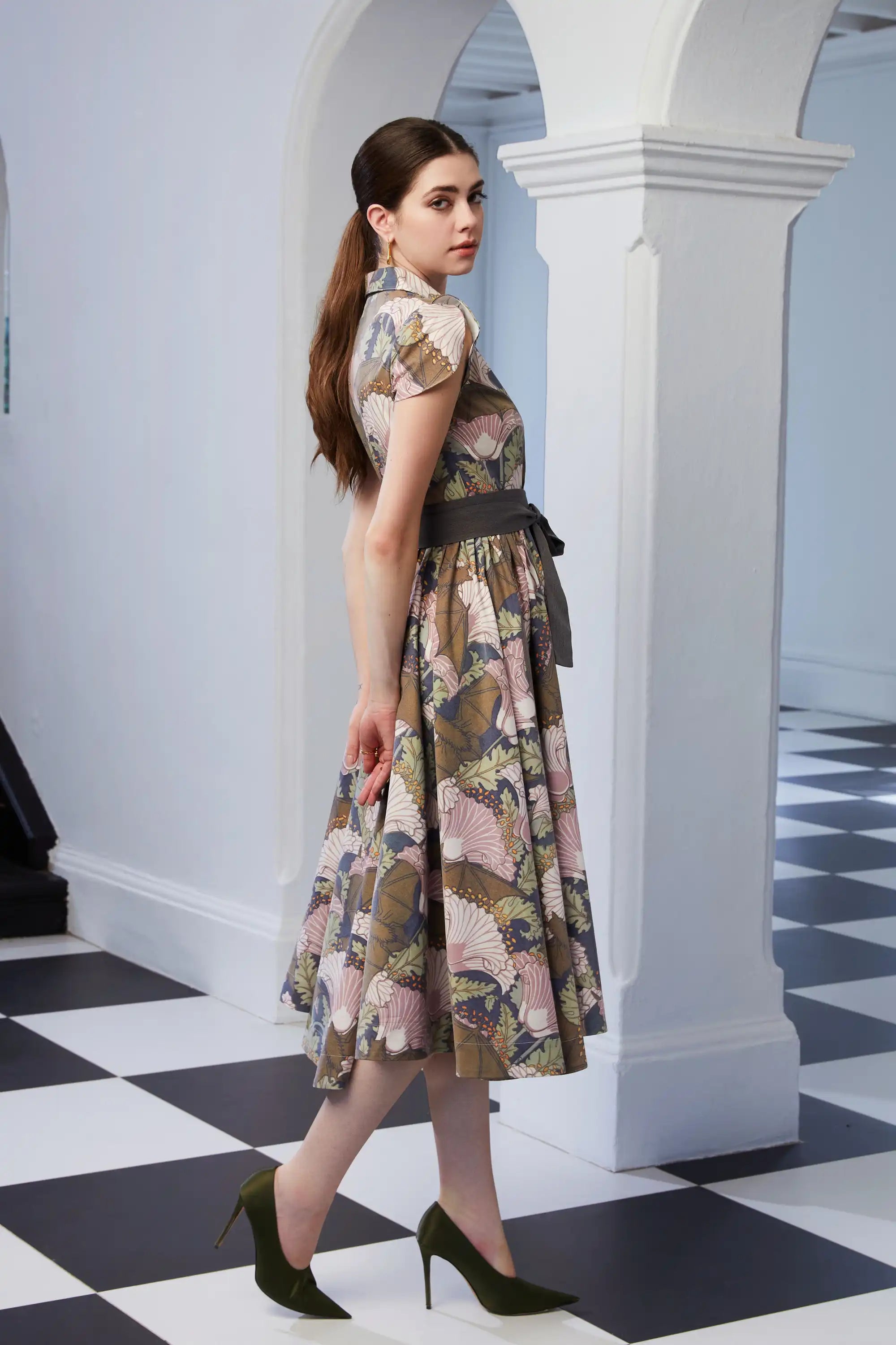 Snowdrop Sleeves Shirtwaist Dress (Bat)