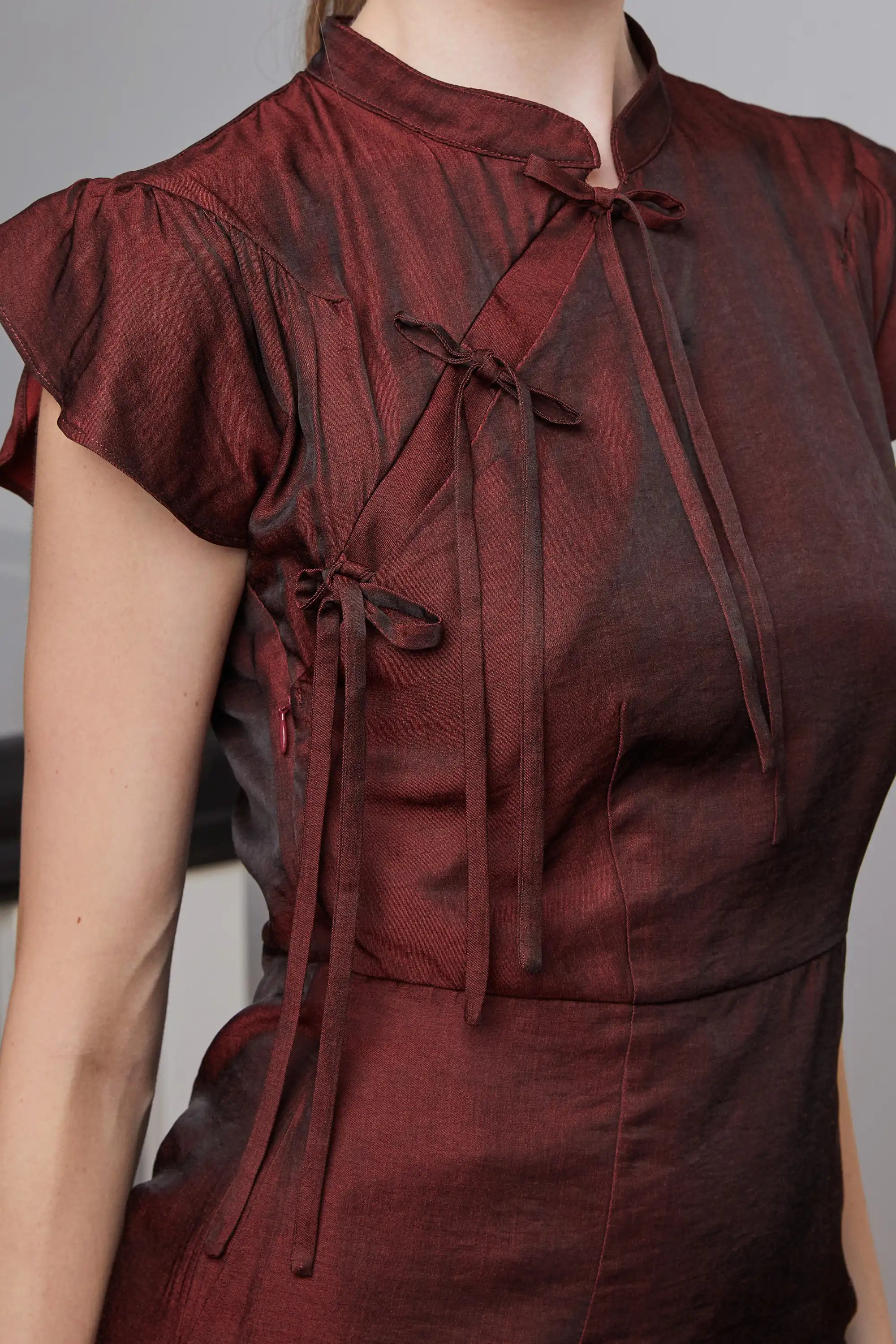 Tulip Piping Qipao (Dark Red)