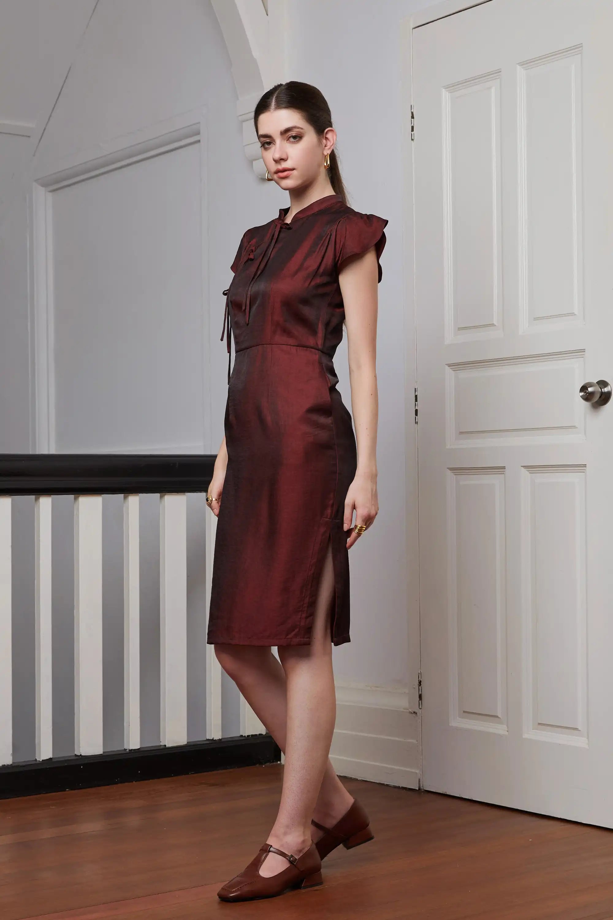 Tulip Piping Qipao (Dark Red)