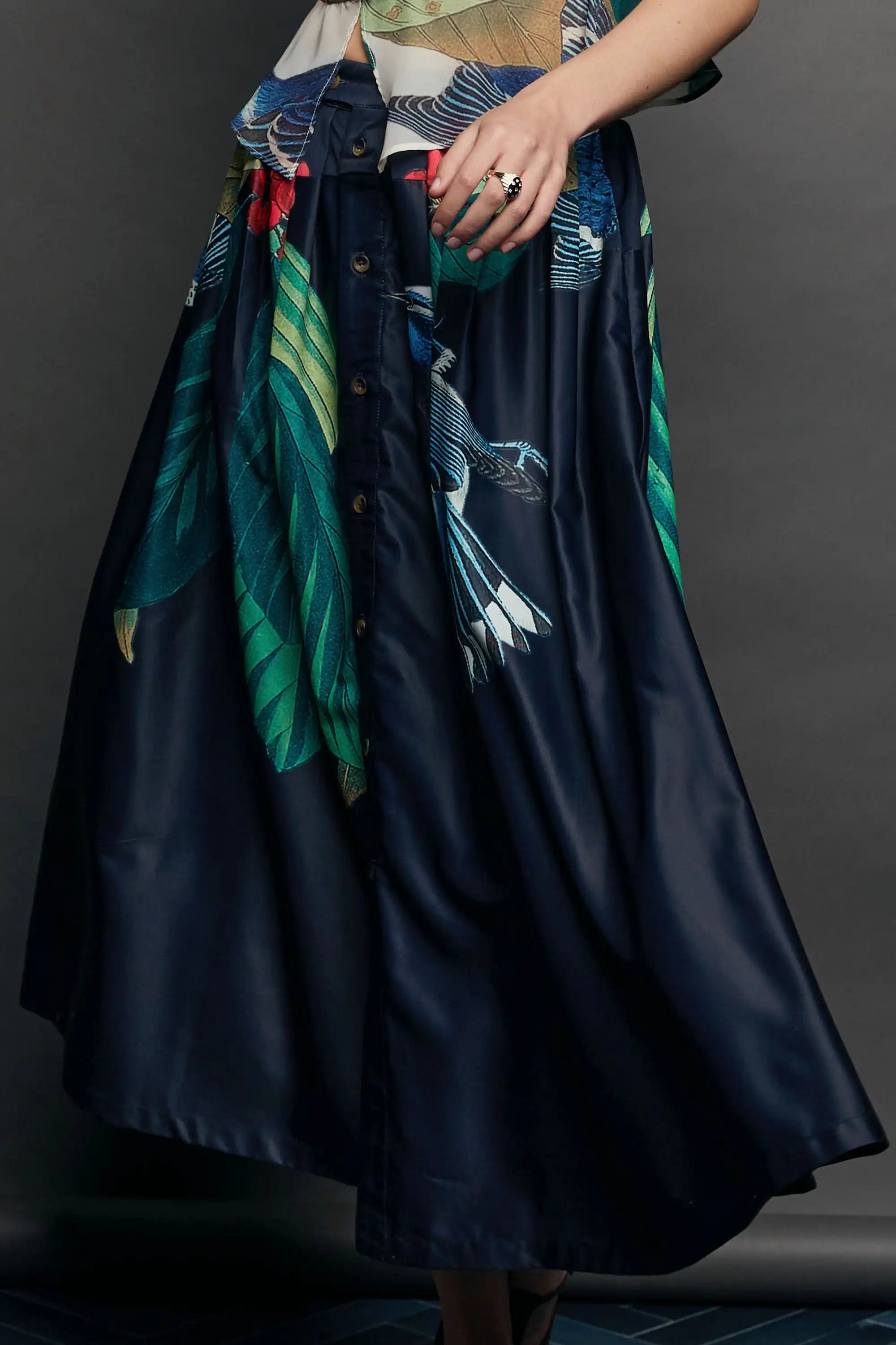 Dual Box Pleat Skirt (Cerulean Warbler)