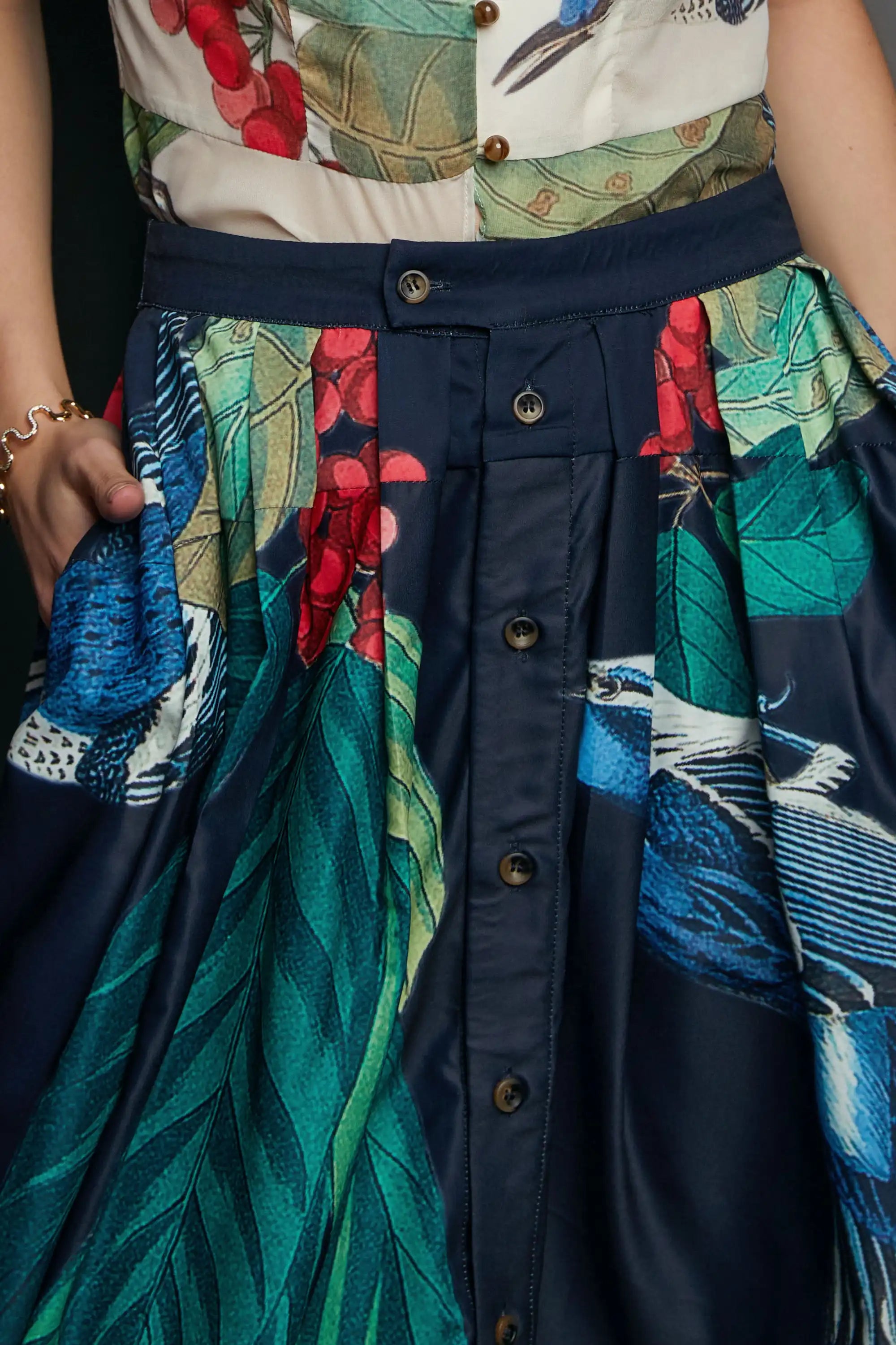 Dual Box Pleat Skirt (Cerulean Warbler)