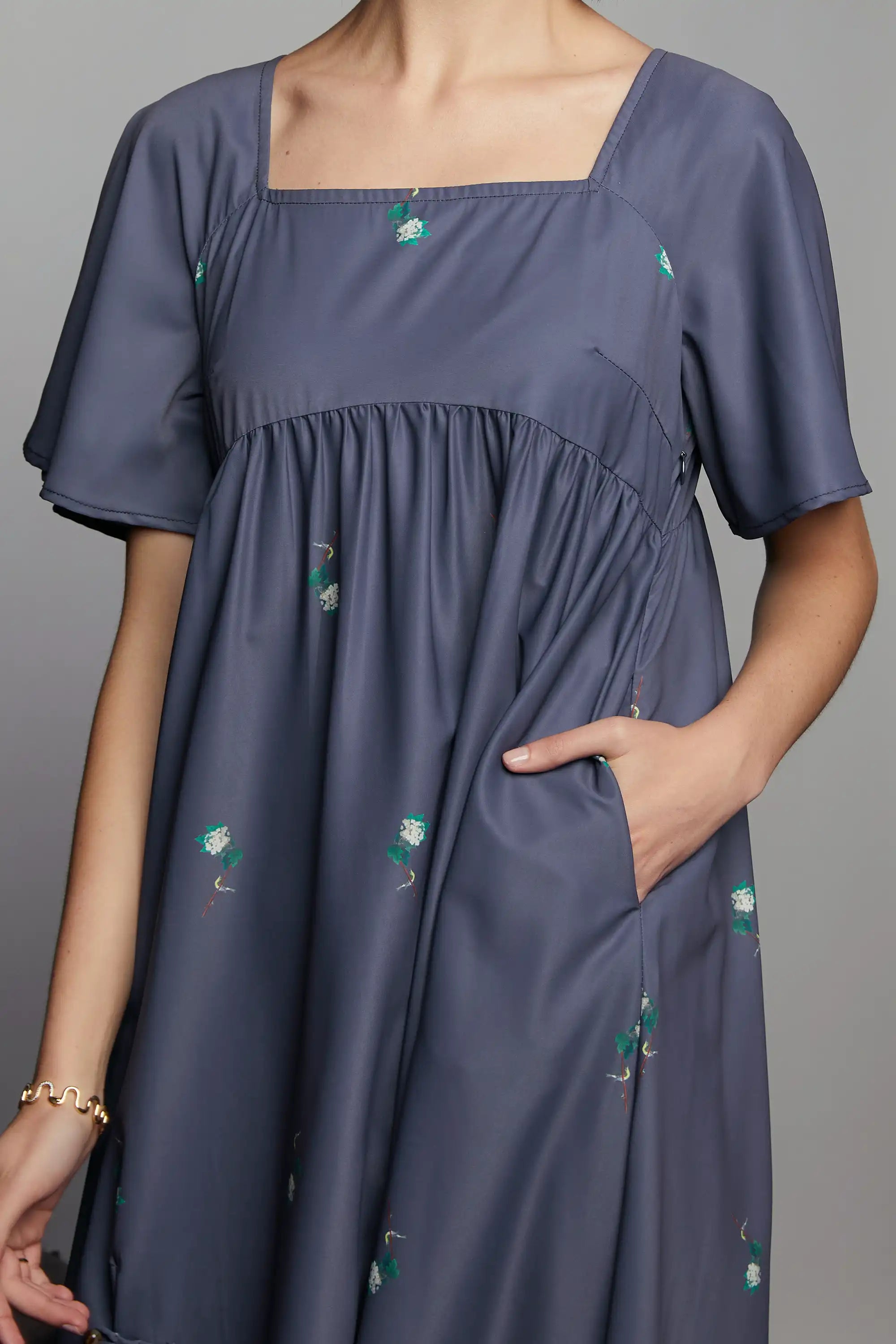 Pankou Slit Empire Dress (Yellow-Throated Vireo)