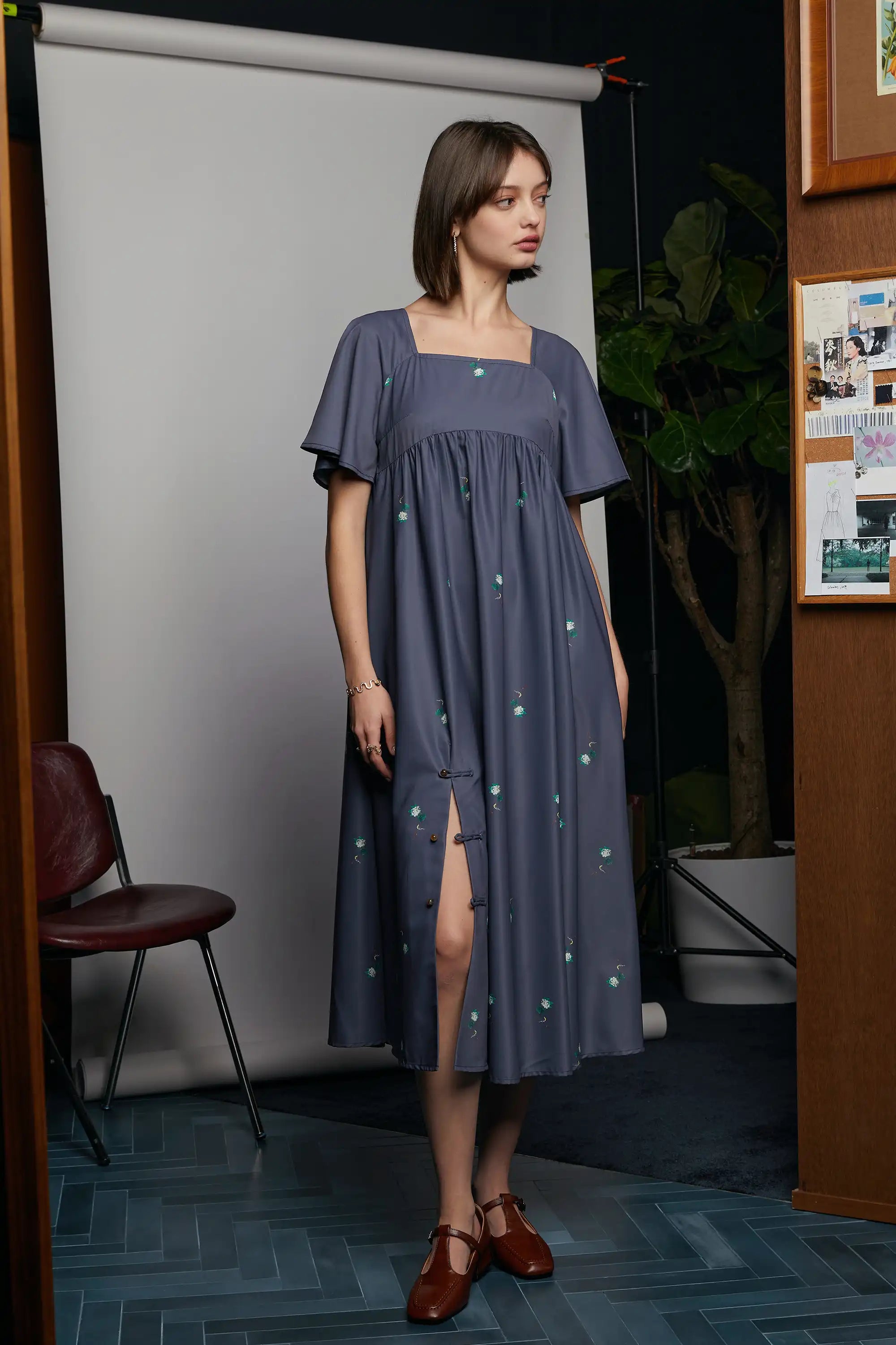 Pankou Slit Empire Dress (Yellow-Throated Vireo)