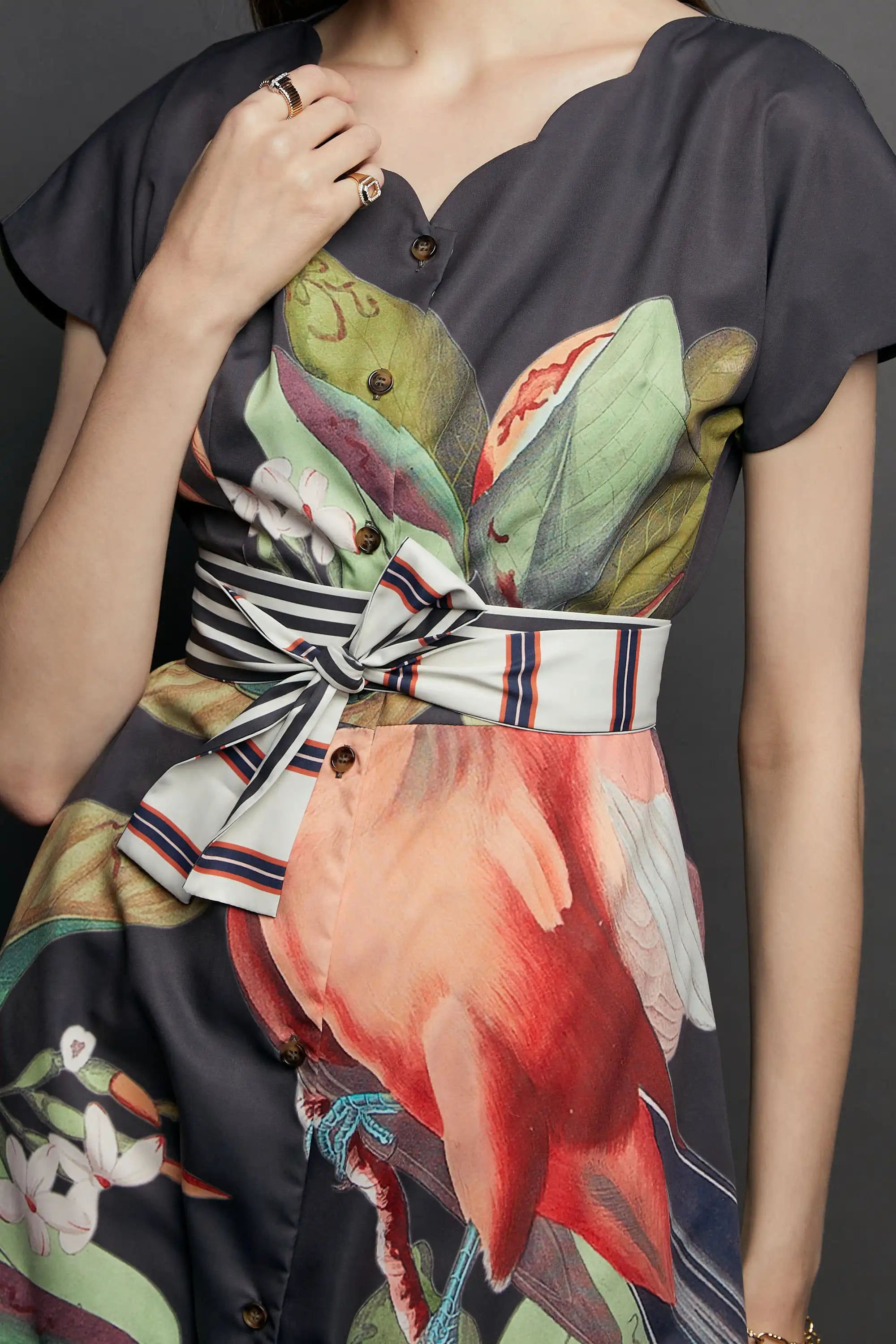 Scallop Fit & Flare Knee Dress (Mangrove Cuckoo)