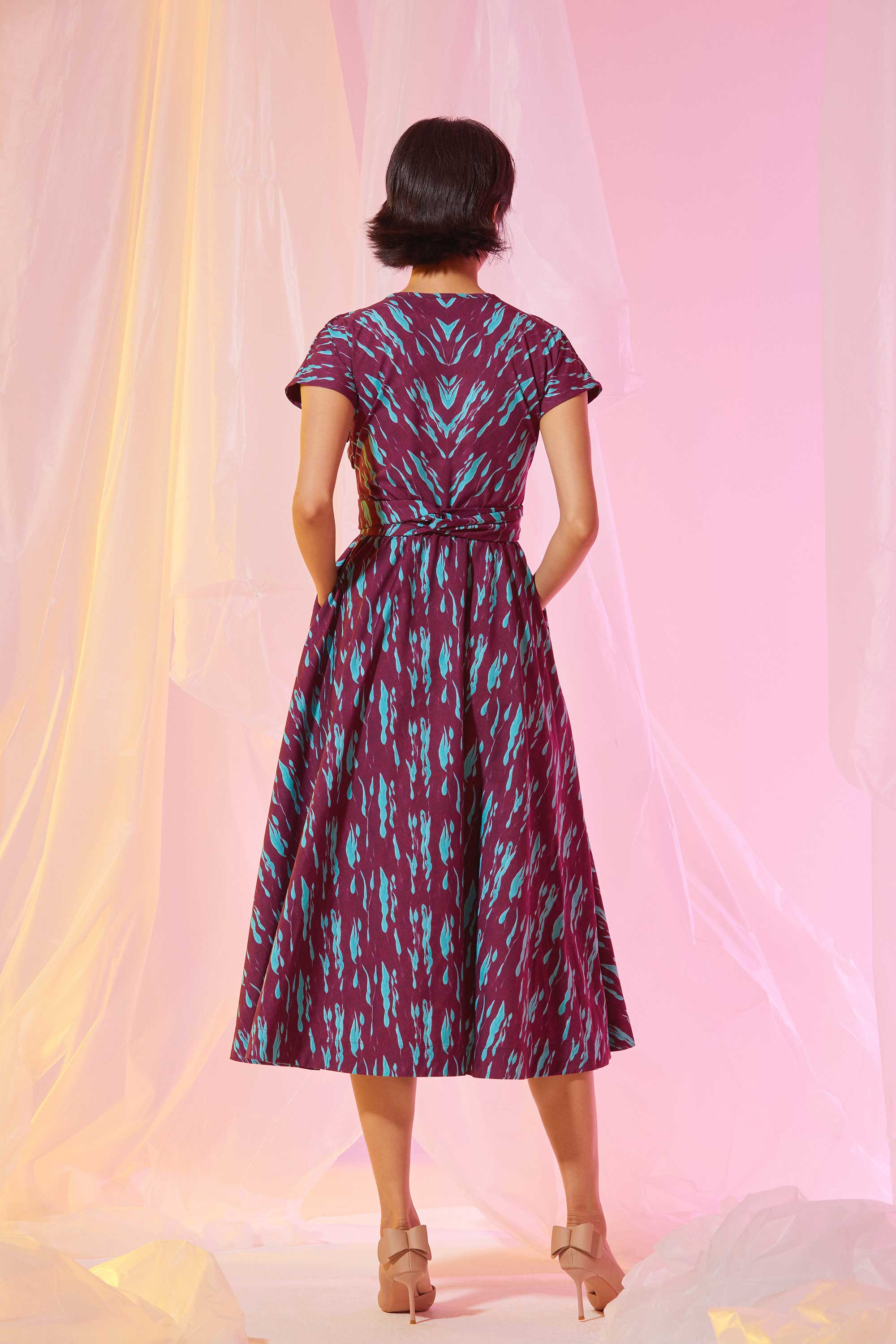 Double Knot Fit & Flare Midi Dress (Veil)