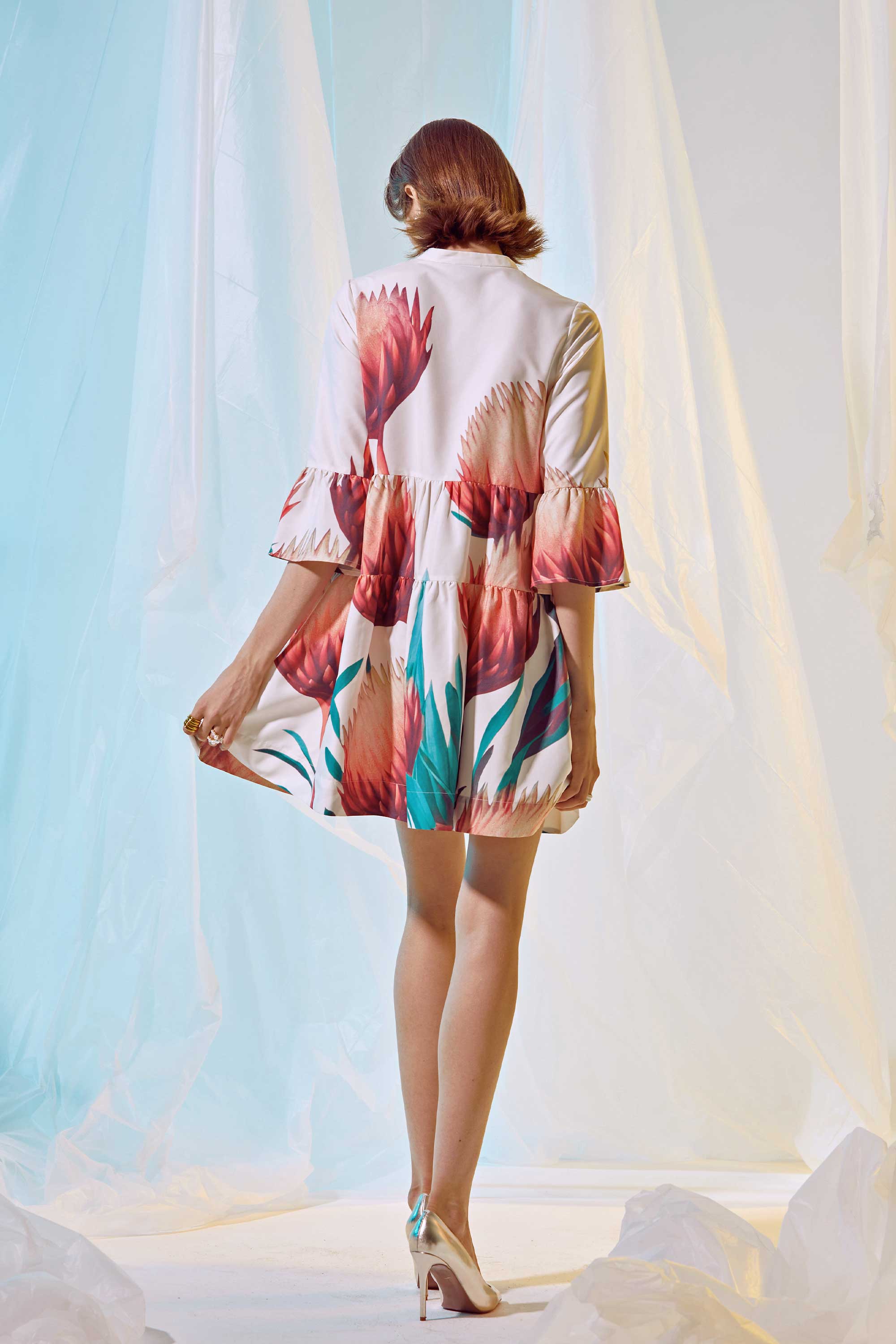 Piping Tiered Mi-Knee Dress (Unveil)