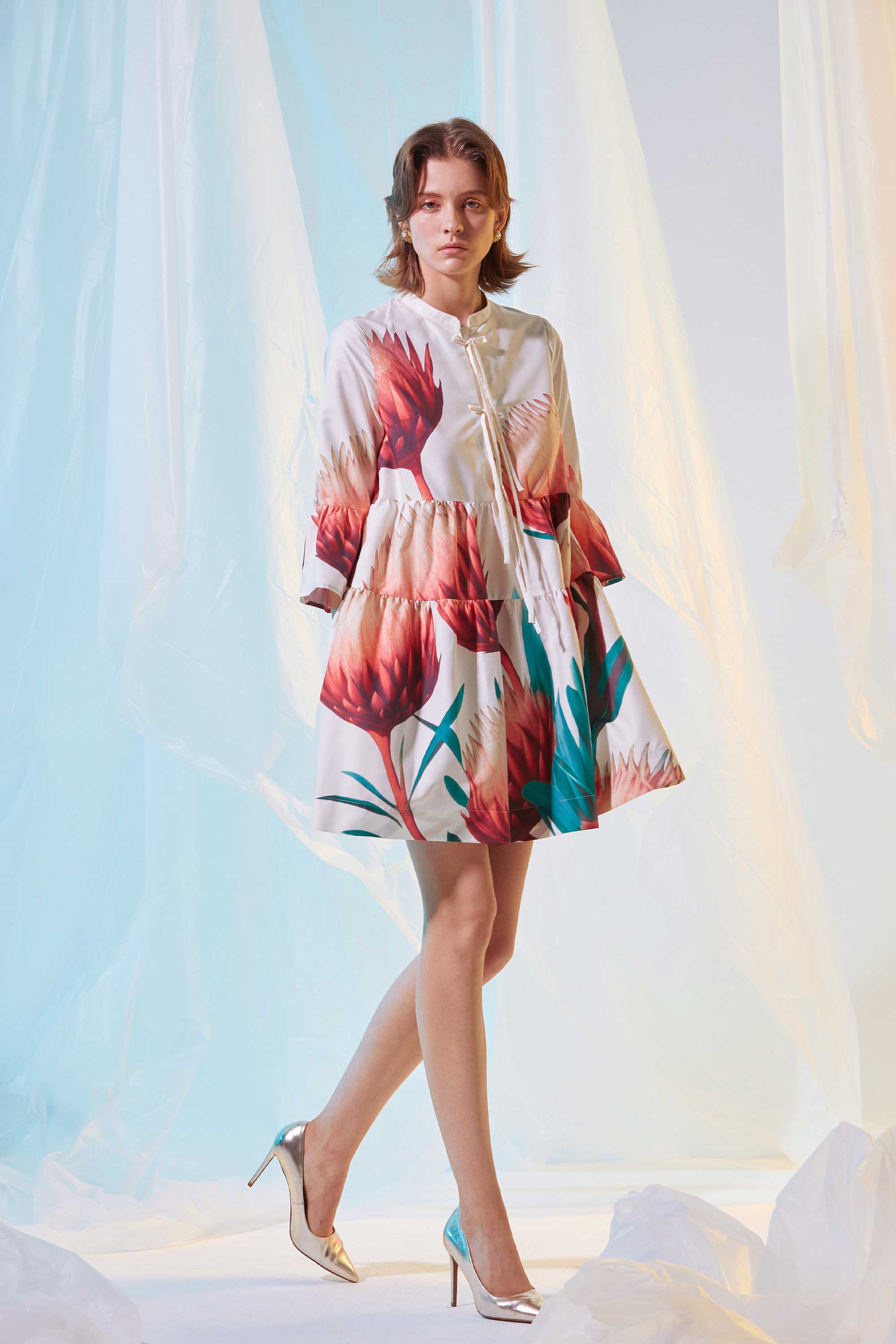 Piping Tiered Mi-Knee Dress (Unveil)
