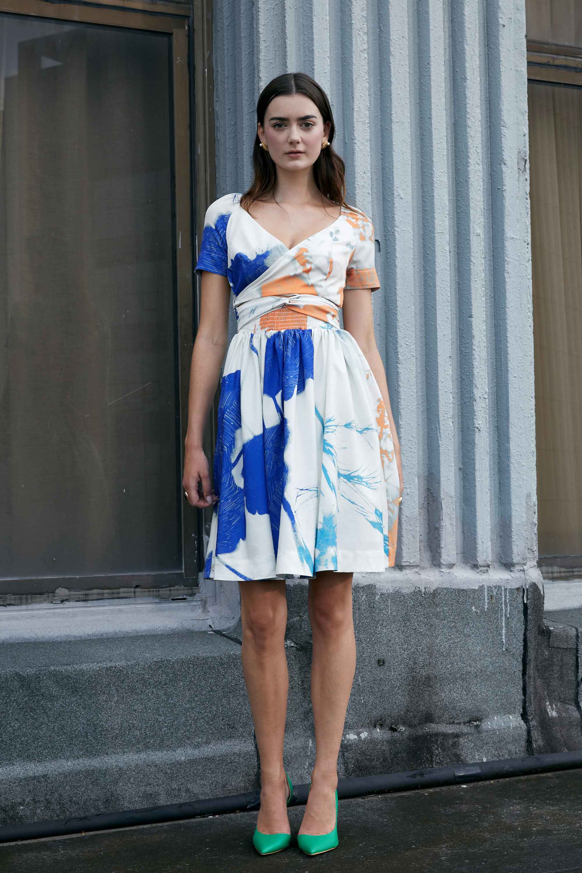 Back-To-Front Cuff Dress (Distance)