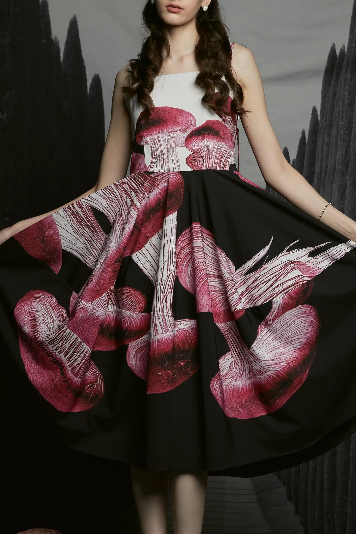 Adjustable Border Dress (Omphalotus)
