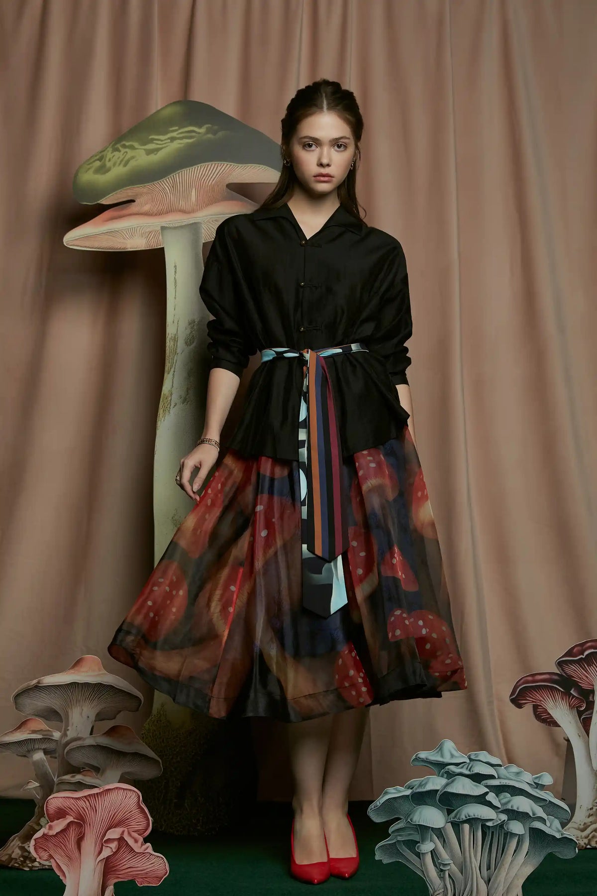Blouson Sleeves Pankou Top (Clitocybe)