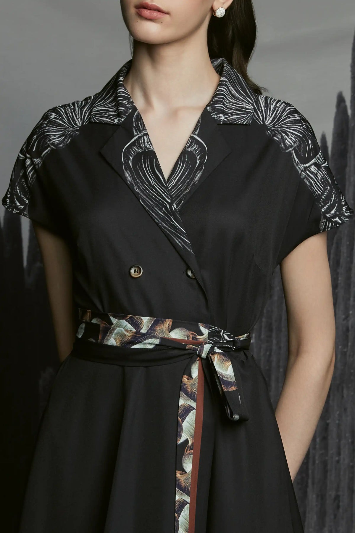 Trench Knee Dress (Craterellus)