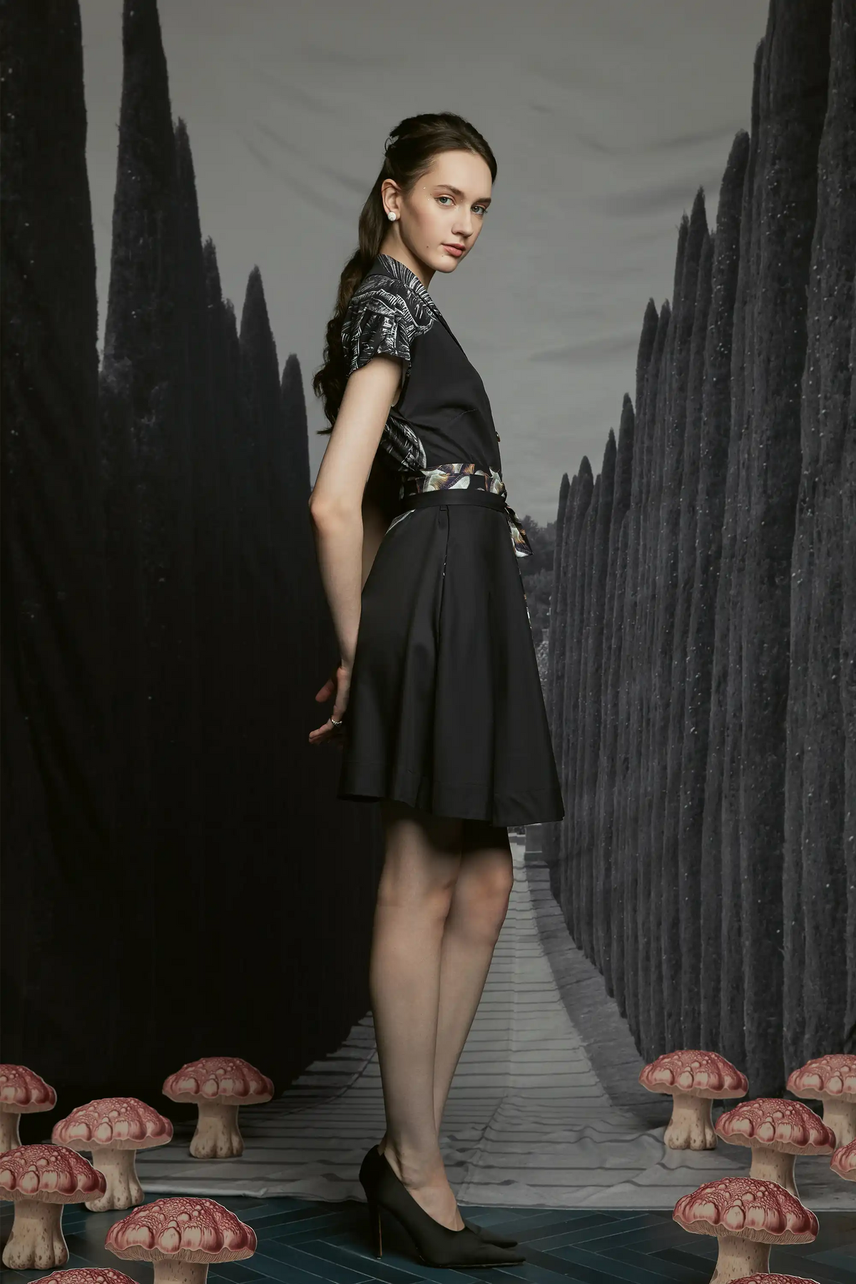 Trench Knee Dress (Craterellus)