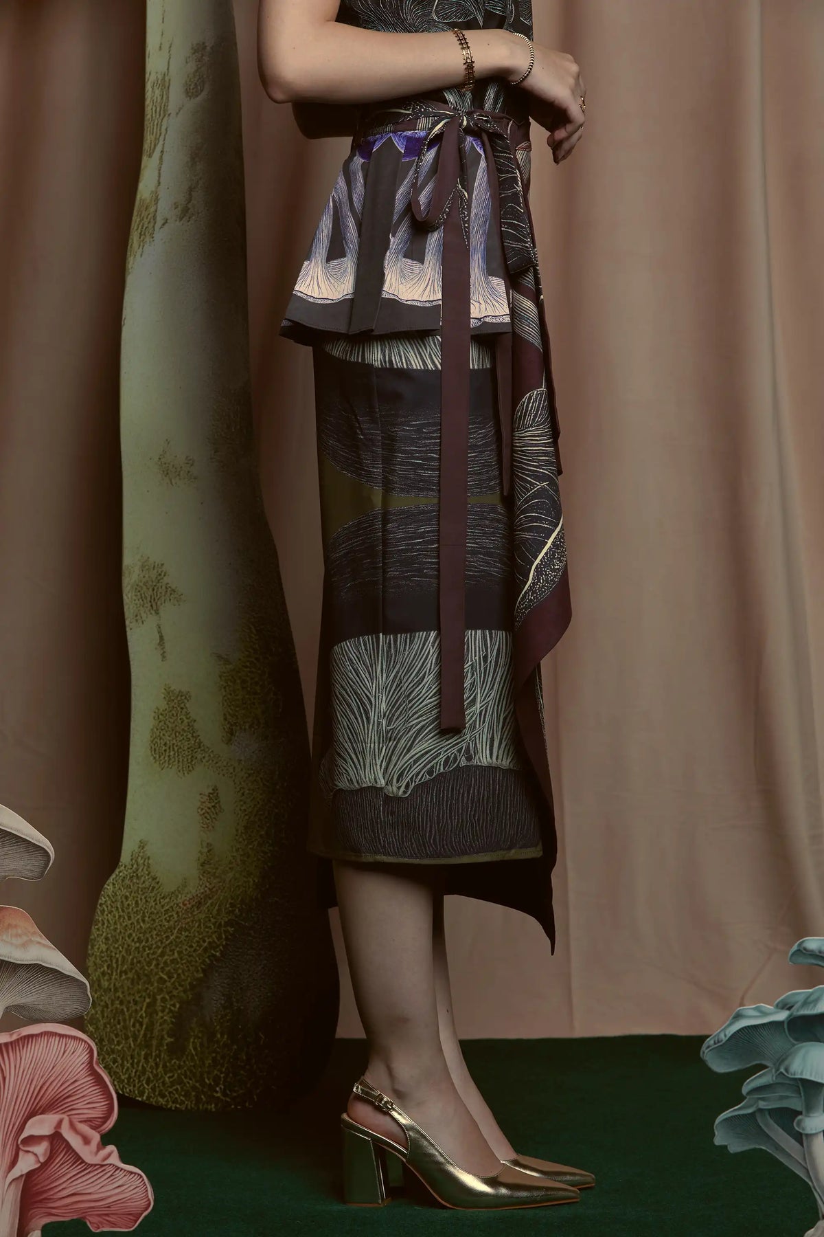 Wrap Layered Pencil Skirt (Hypholoma)
