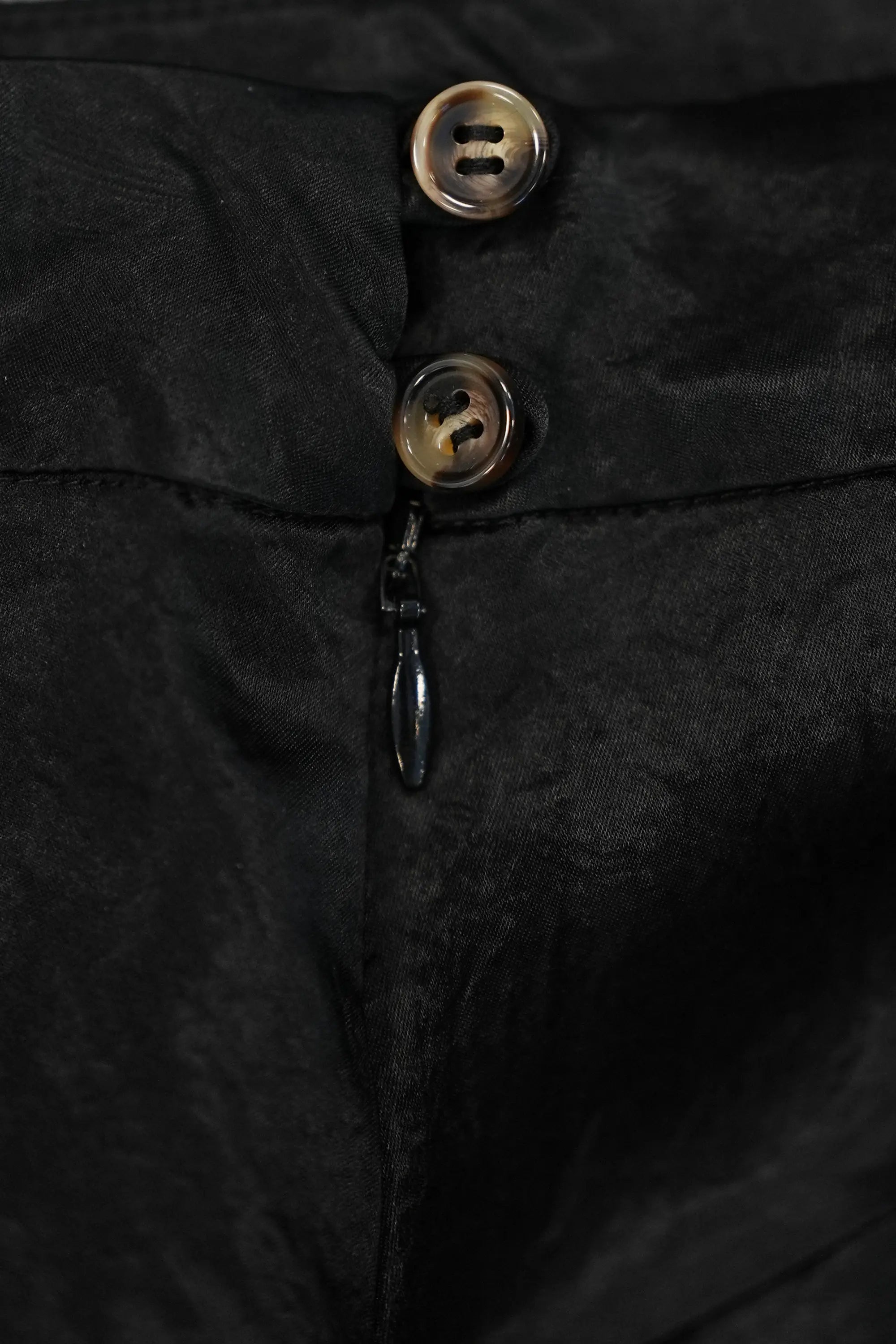 Asymmetrical Slit Skirt (Black)