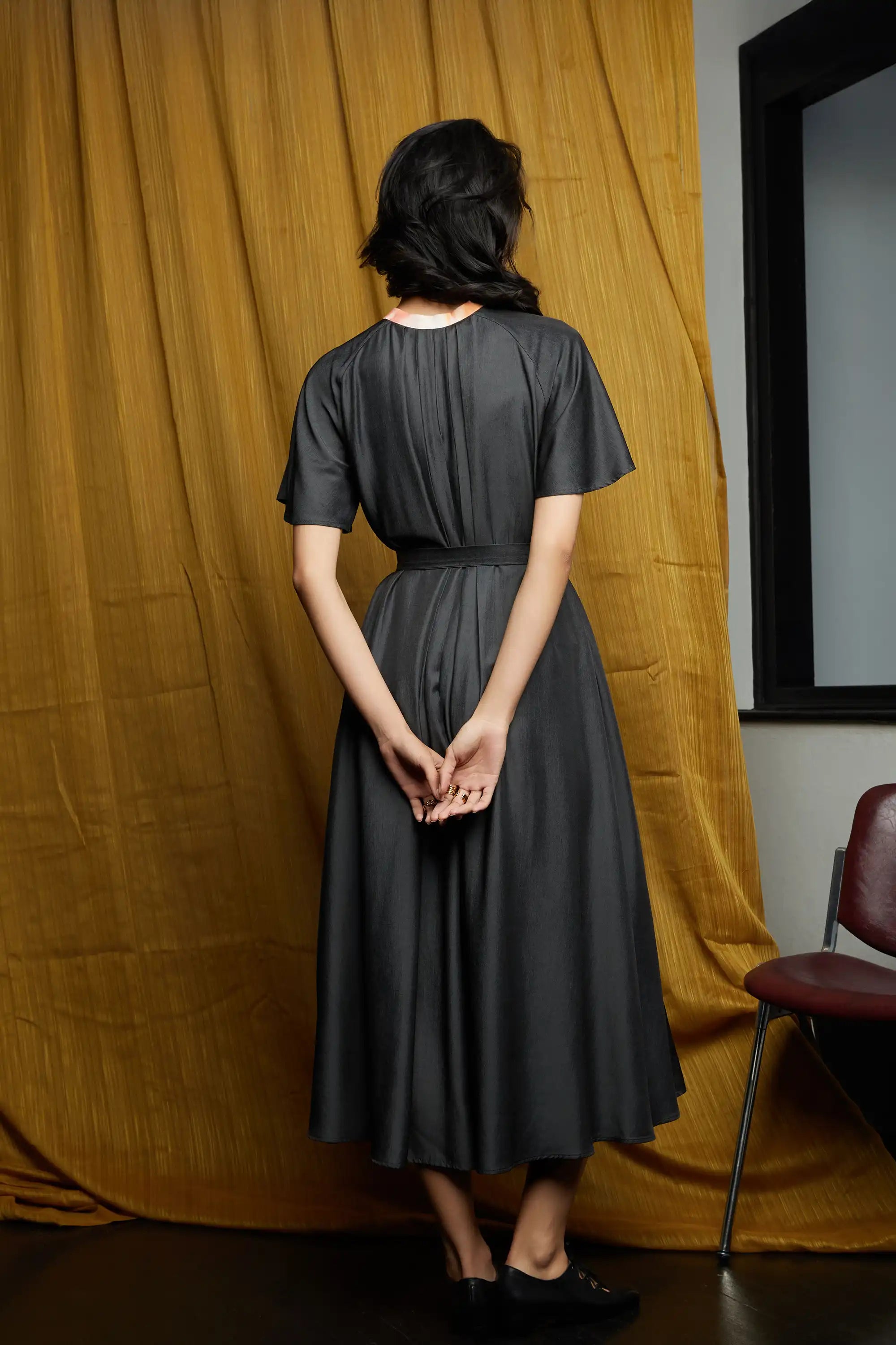 Micro Chinese Collar Tent Dress (Charcoal Grey)