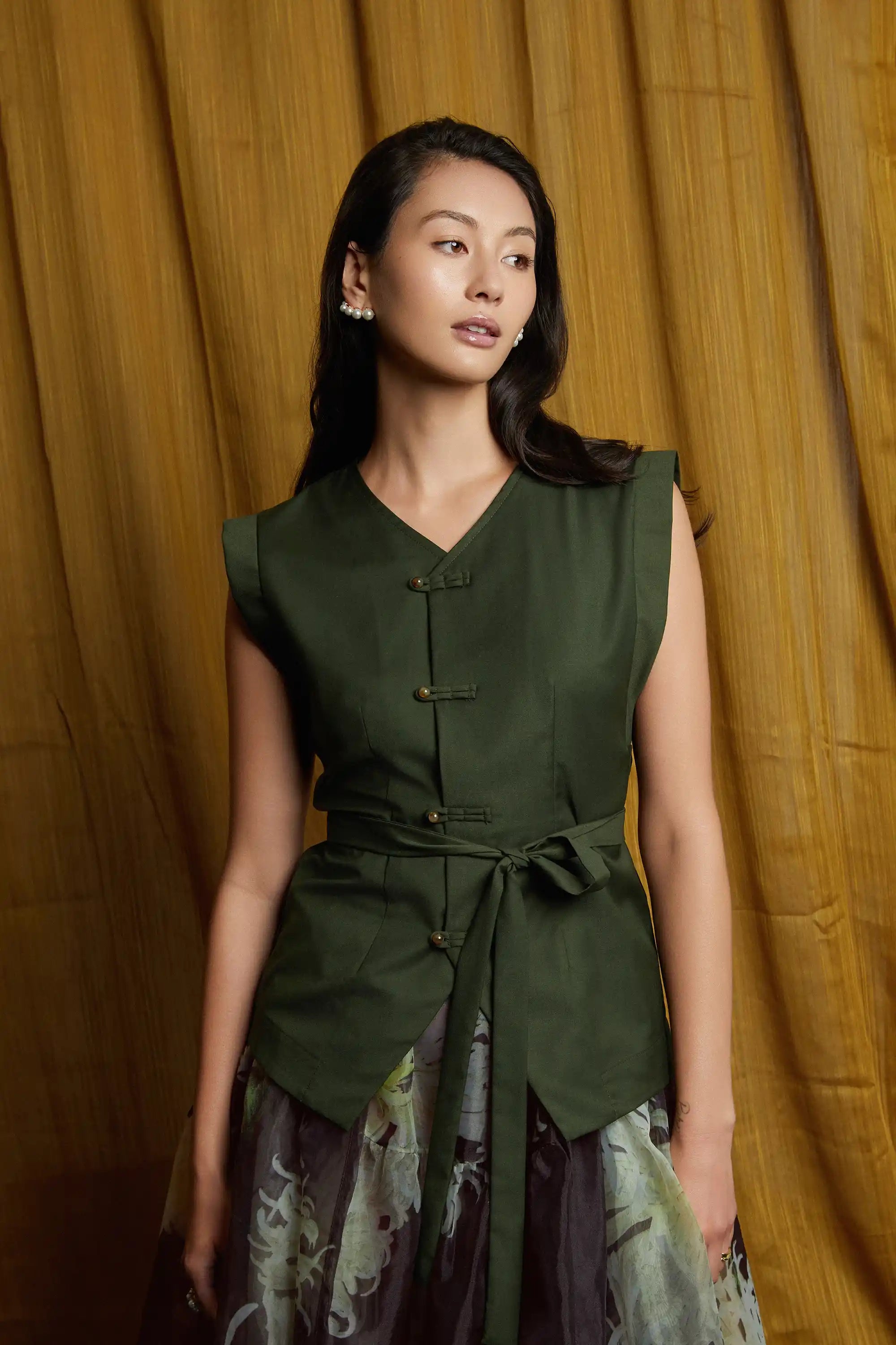 Square Sleeves Pankou Top (Olive)