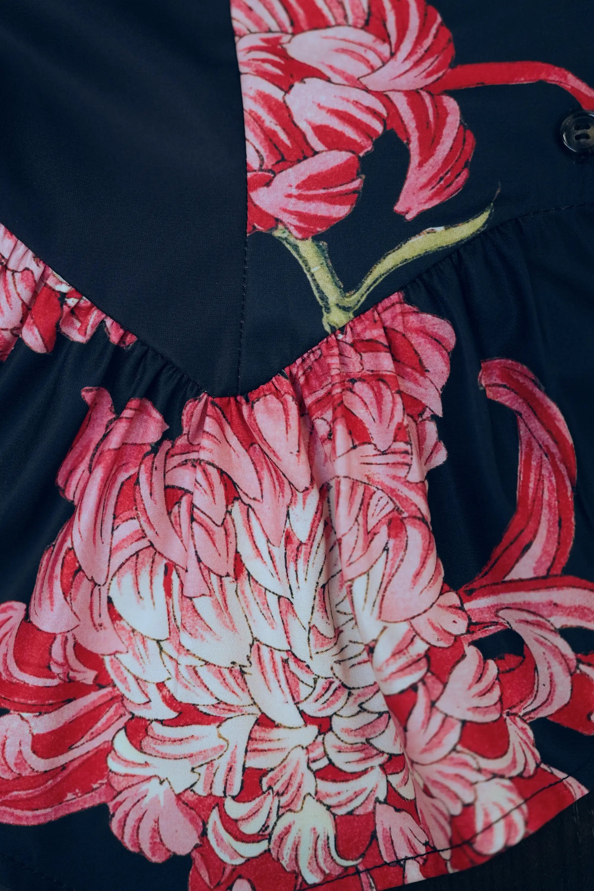 Sleeveless Contour Top (Chrysanthemum)