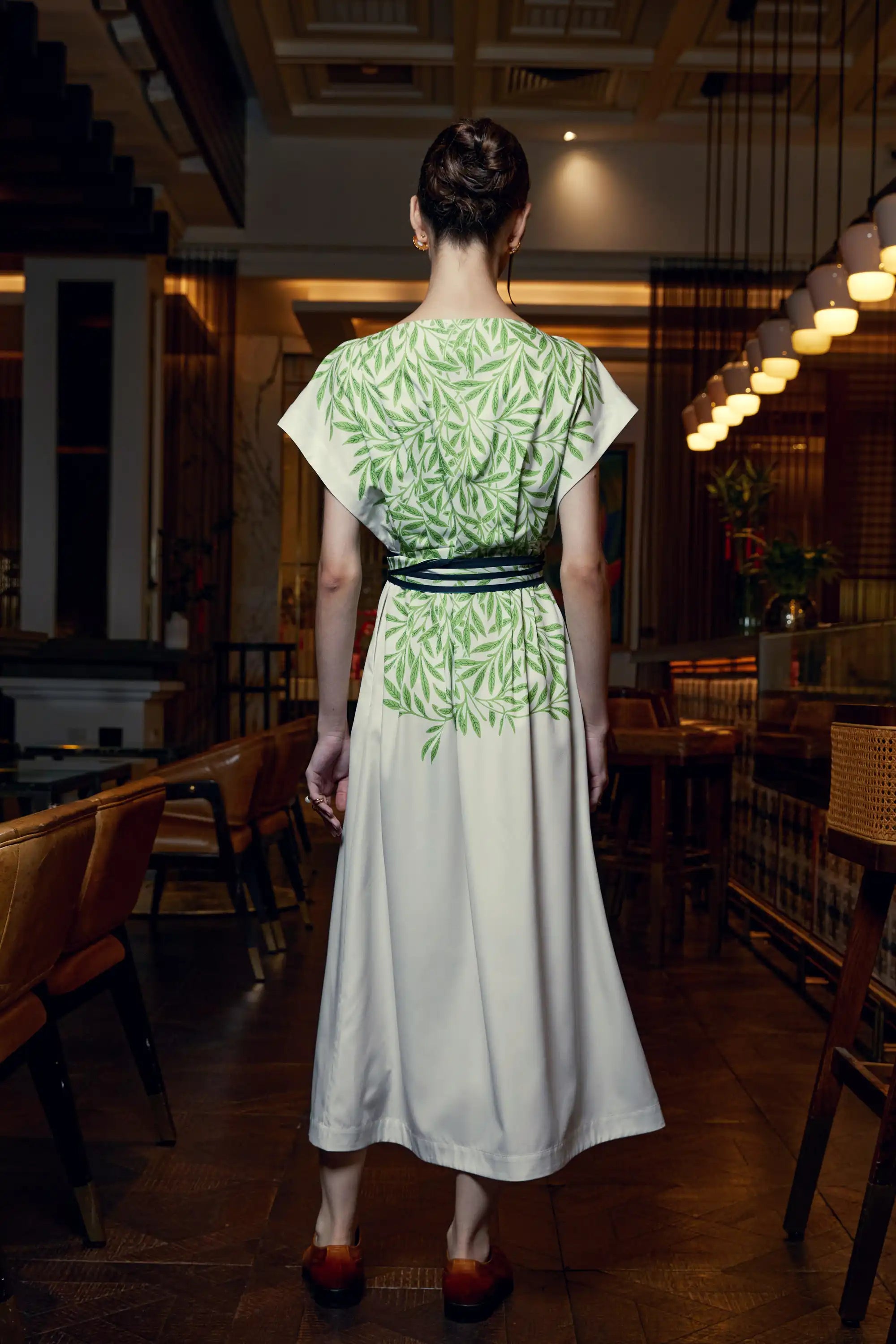 Oval Cinch Dress (Willow)