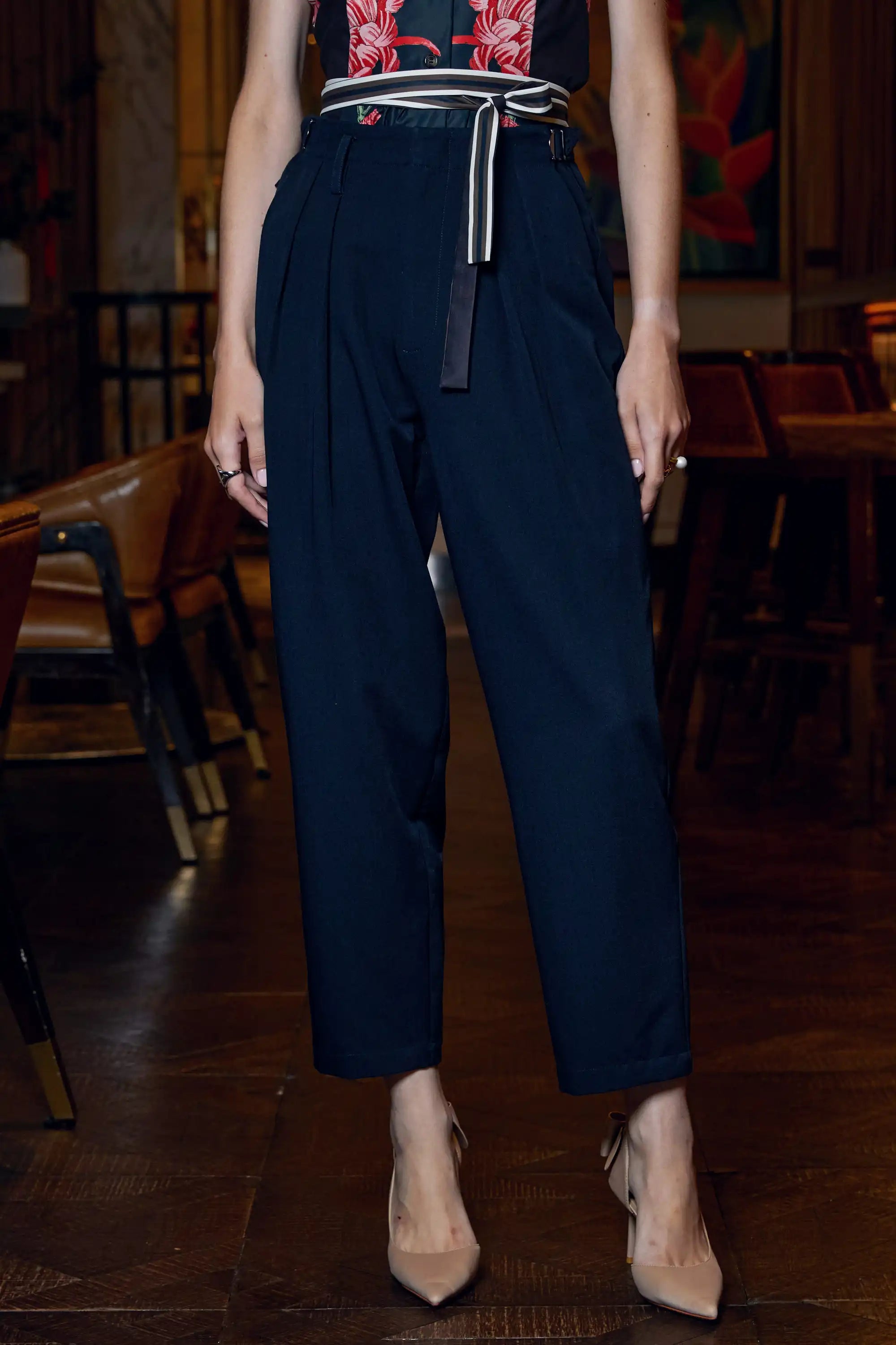 Pleated Peg Trousers (Navy)