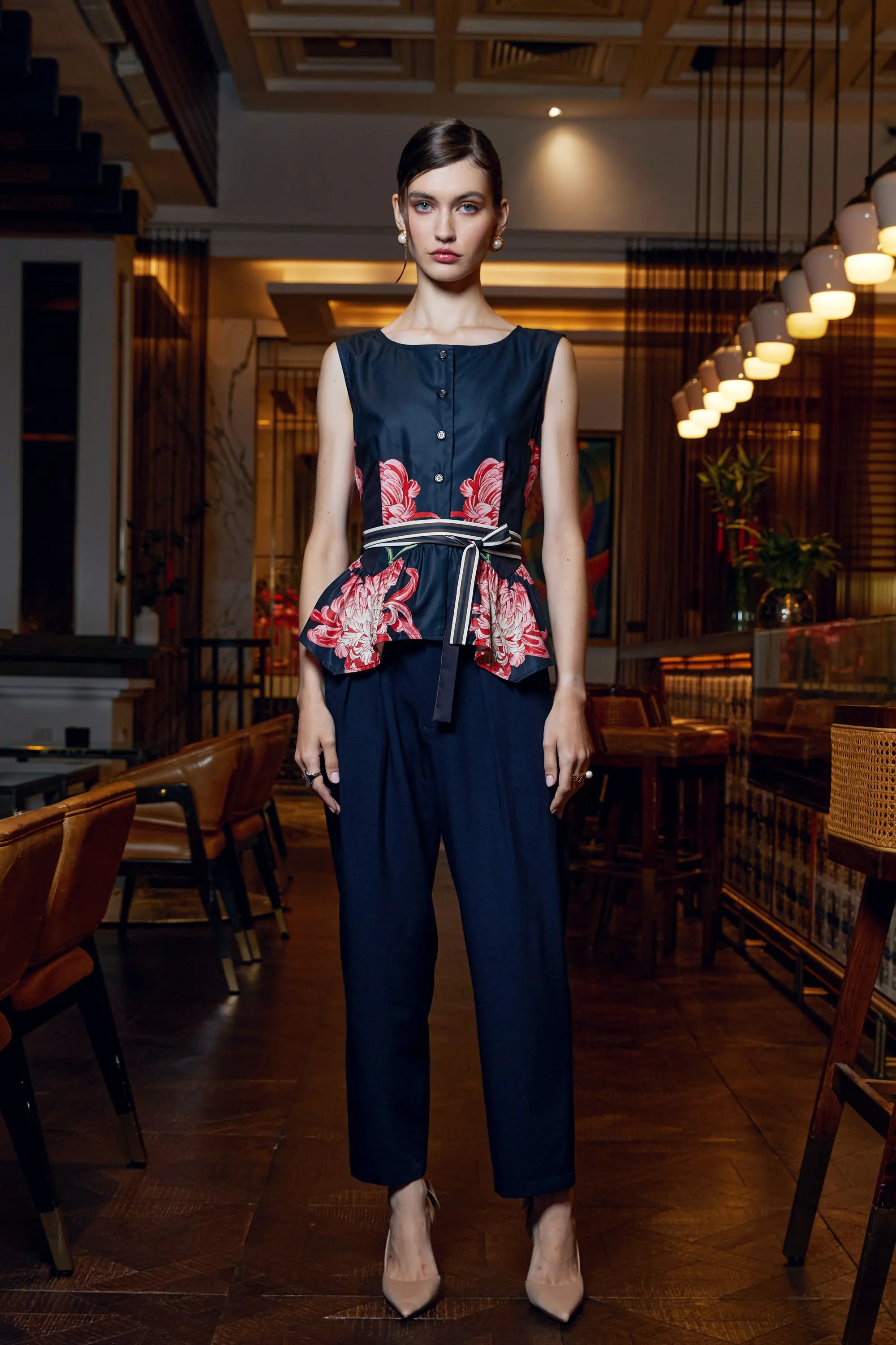 Sleeveless Contour Top (Chrysanthemum)