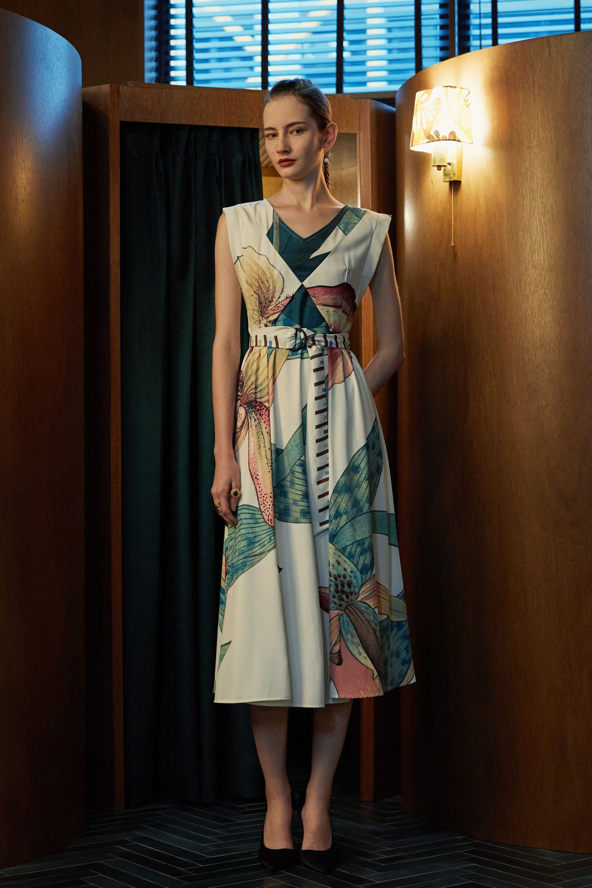 Origami Square Sleeve Dress (Paphiopedilum Orchid)