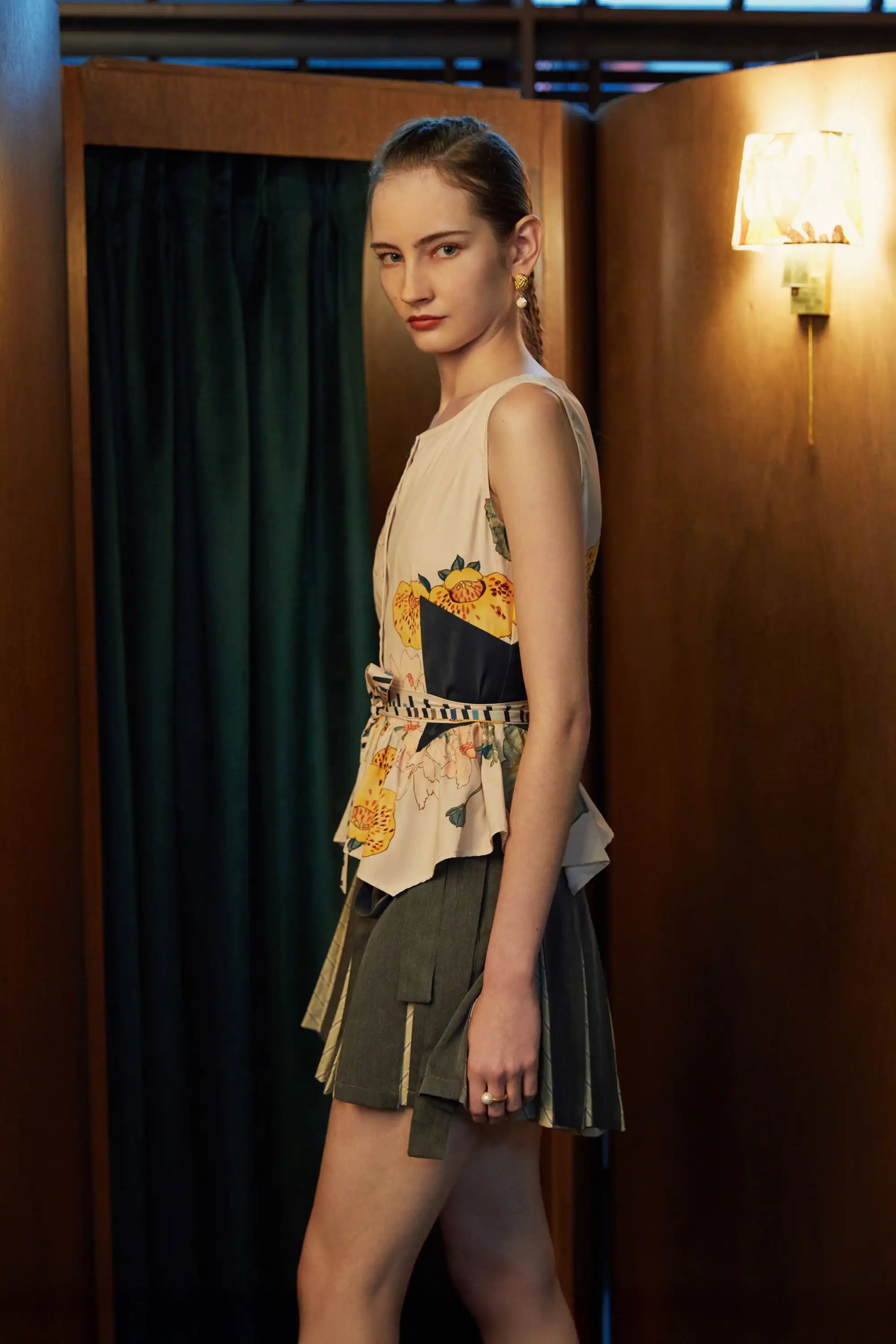 Sleeveless Contour Top (Calceolaria)