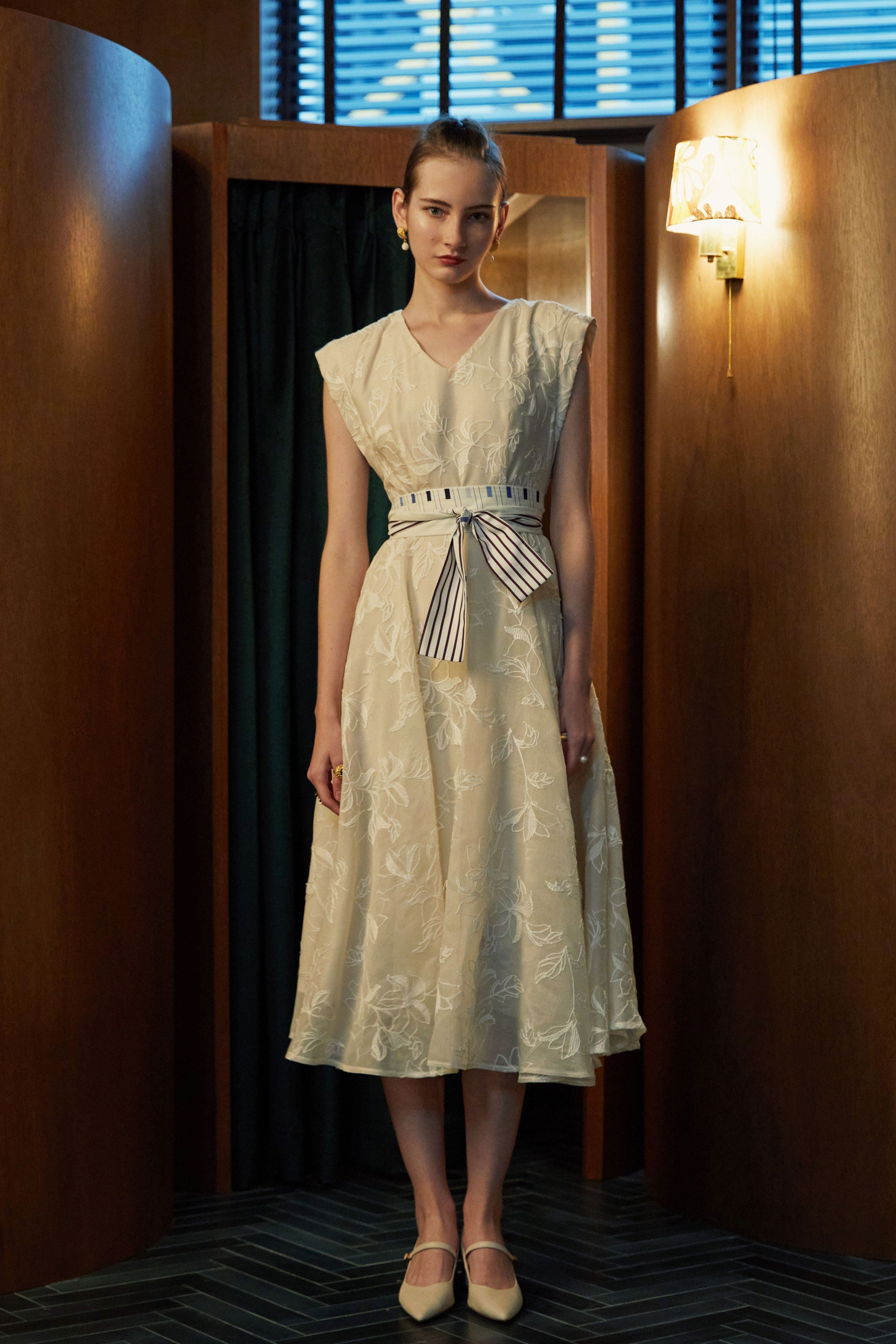 Square Sleeves Fit & Flare Dress (Lace)