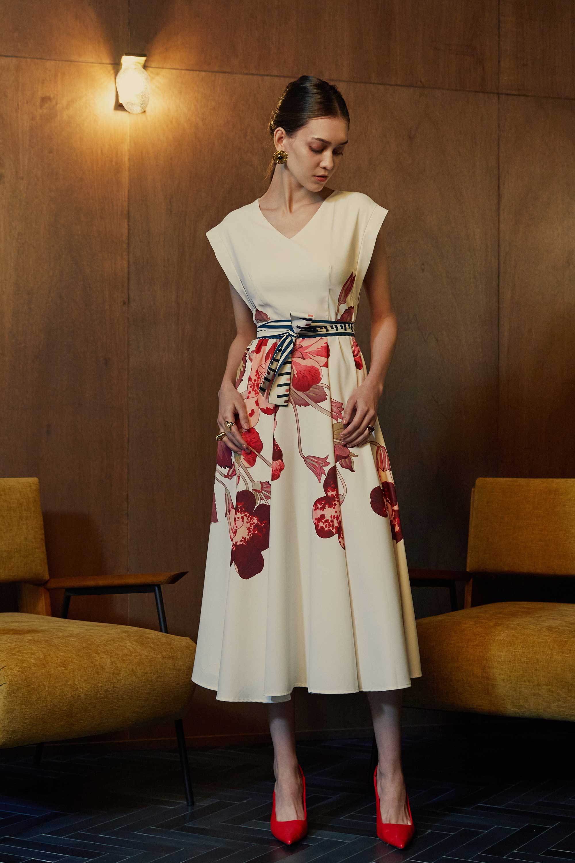 Square Sleeves Fit & Flare Midi Dress (Mimulus)