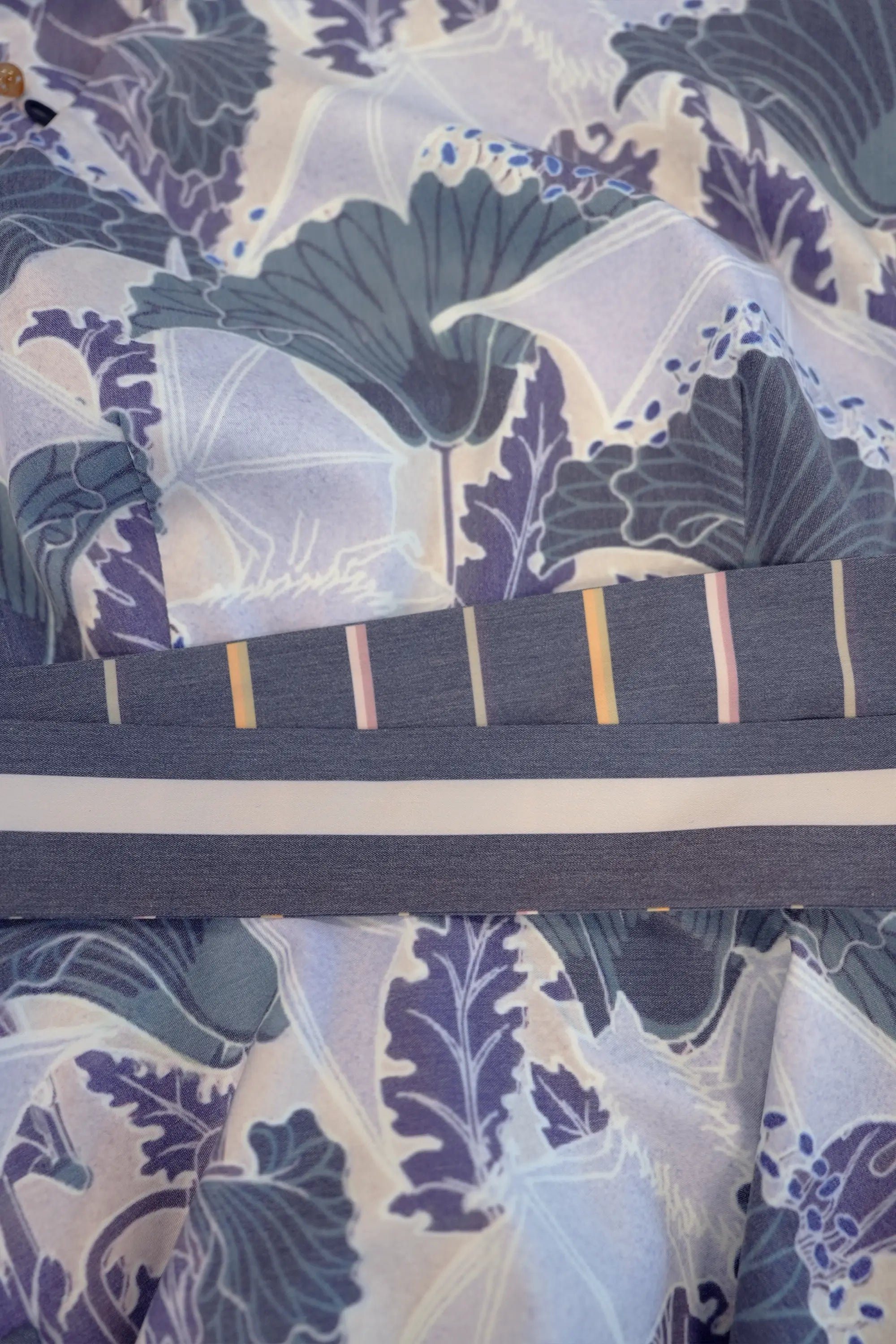 Square Sleeves Fit & Flare Qipao (Bat)