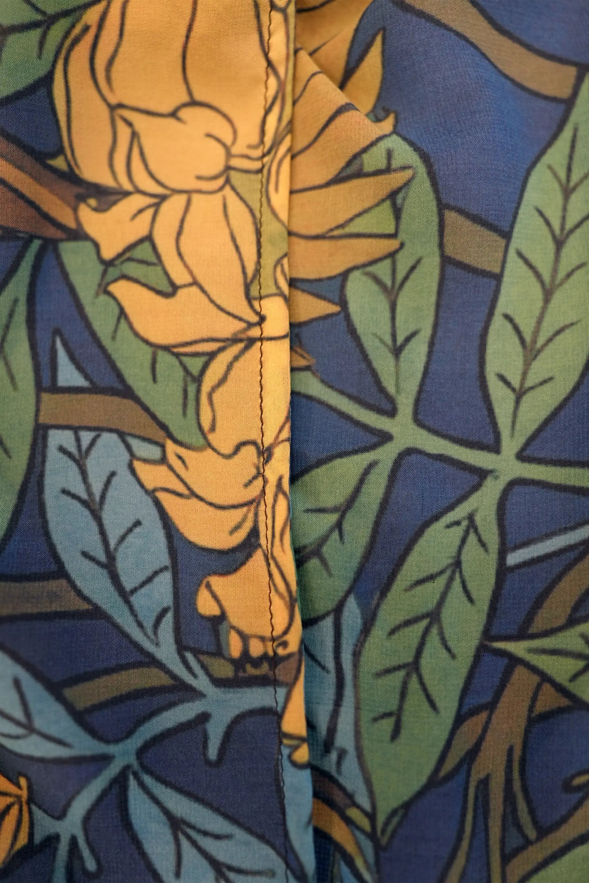 Unisex Cuban Shirt (Sparrow)