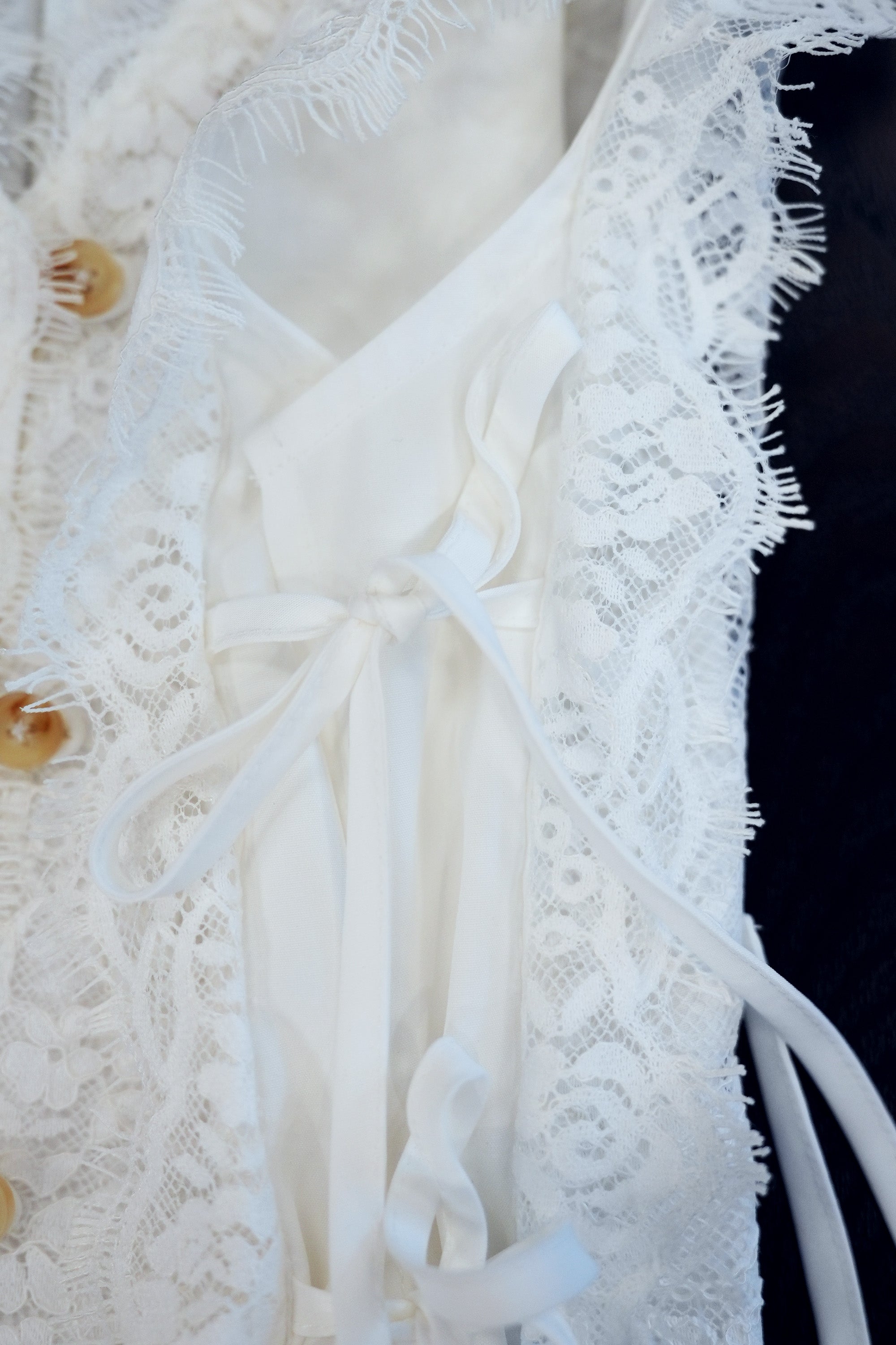 Kebaya Top (White Lace)