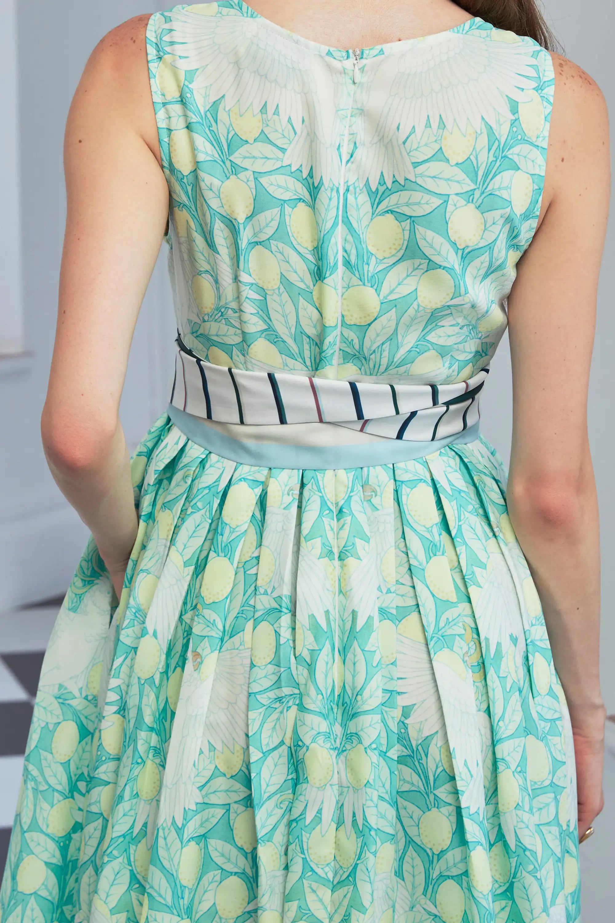 Bustier Box Pleats Dress (Cockatoo)