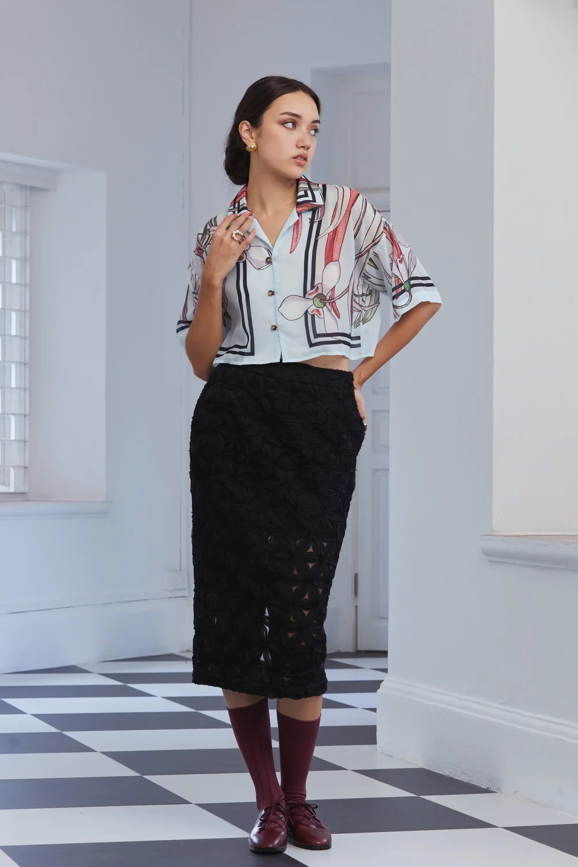 Contour Skirt (Black)