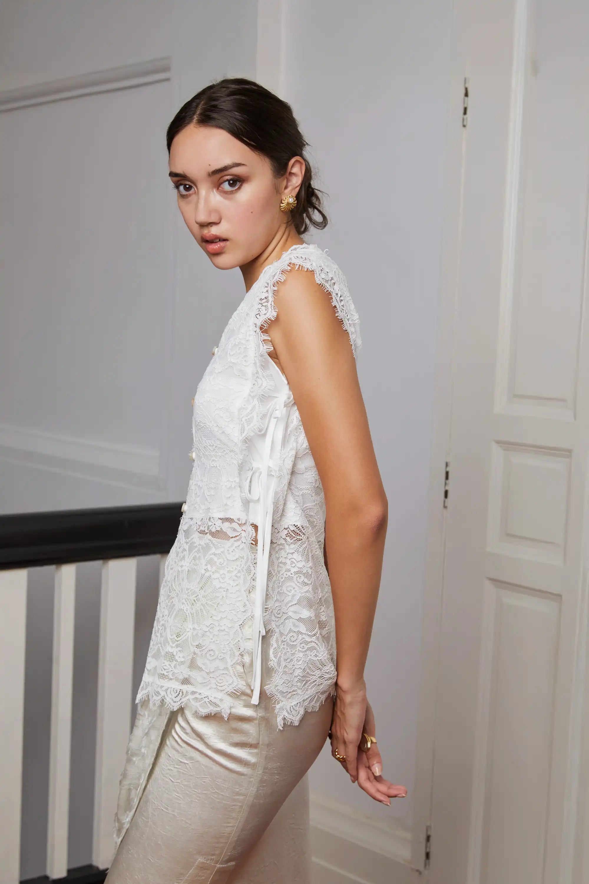 Kebaya Top (White Lace)