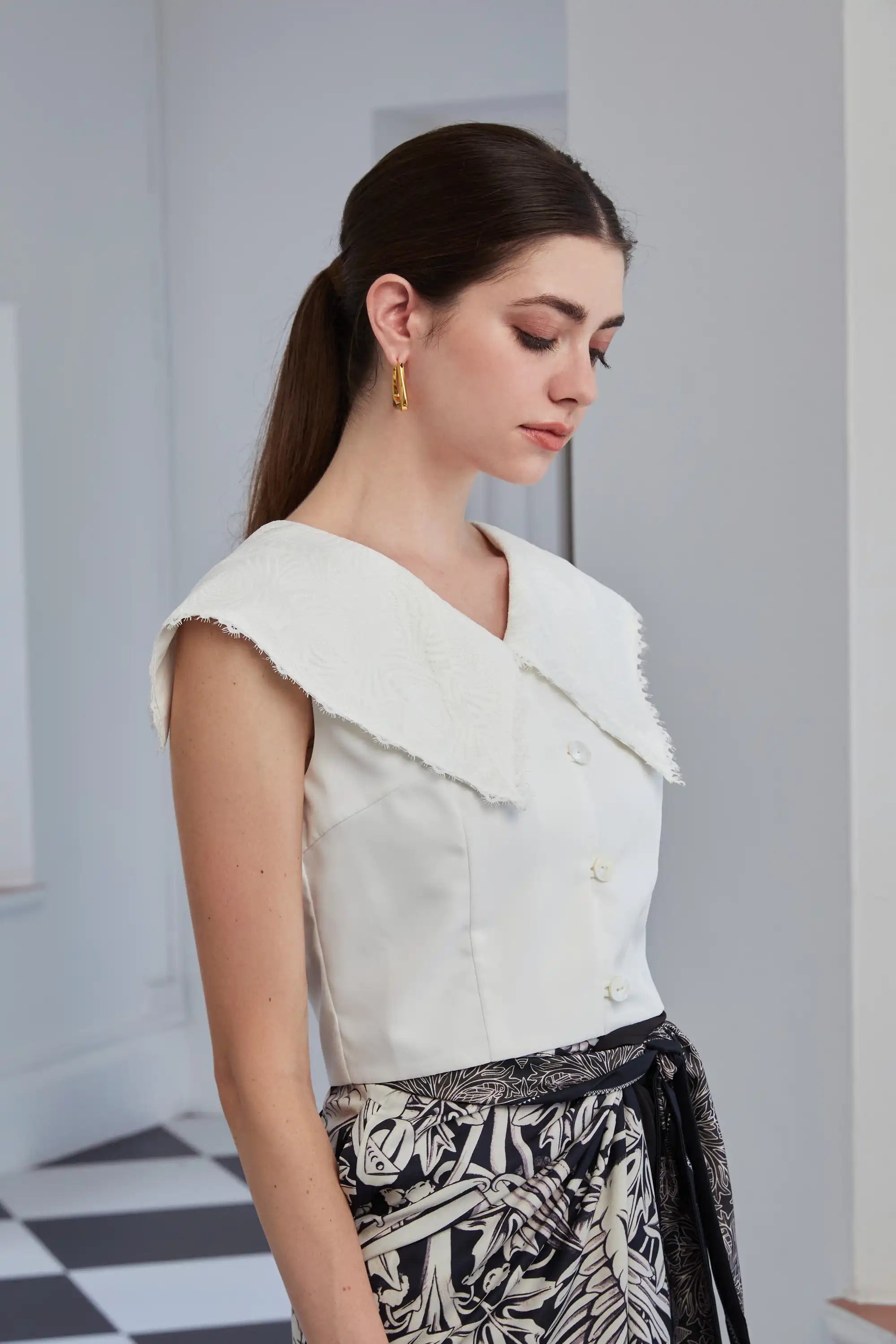 Sailor Collar Cropped Top (White Lace)