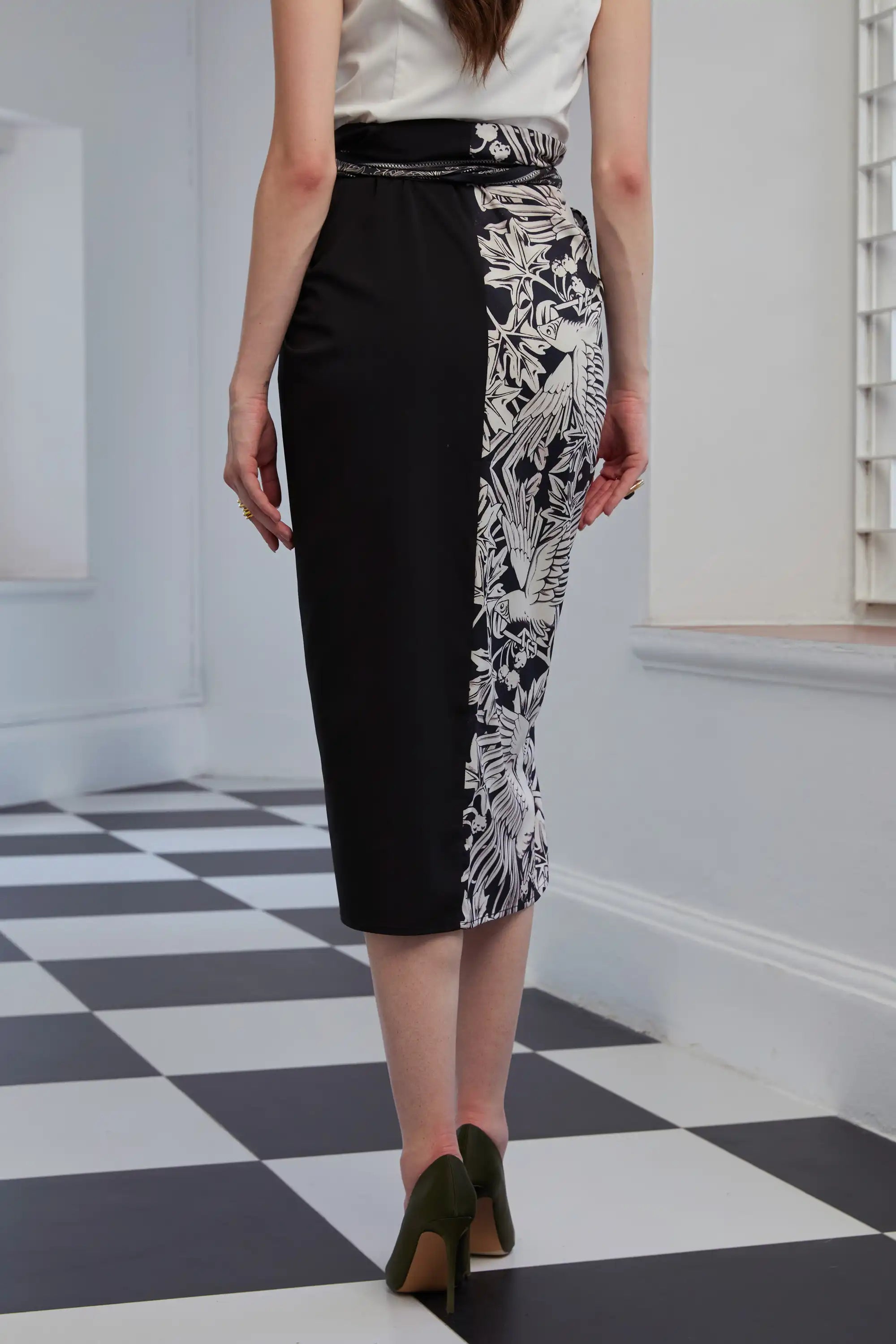 Sarong Skirt (Macaw)