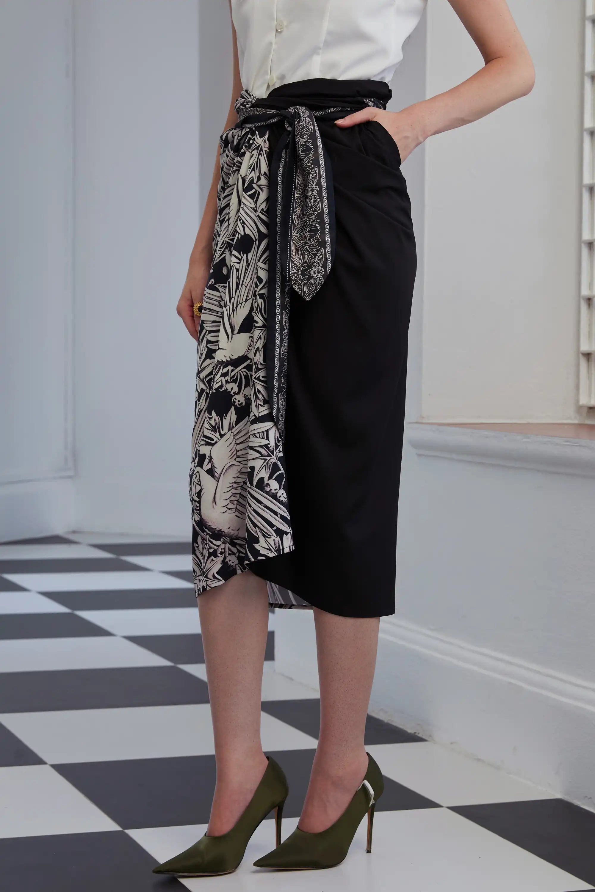 Sarong Skirt (Macaw)