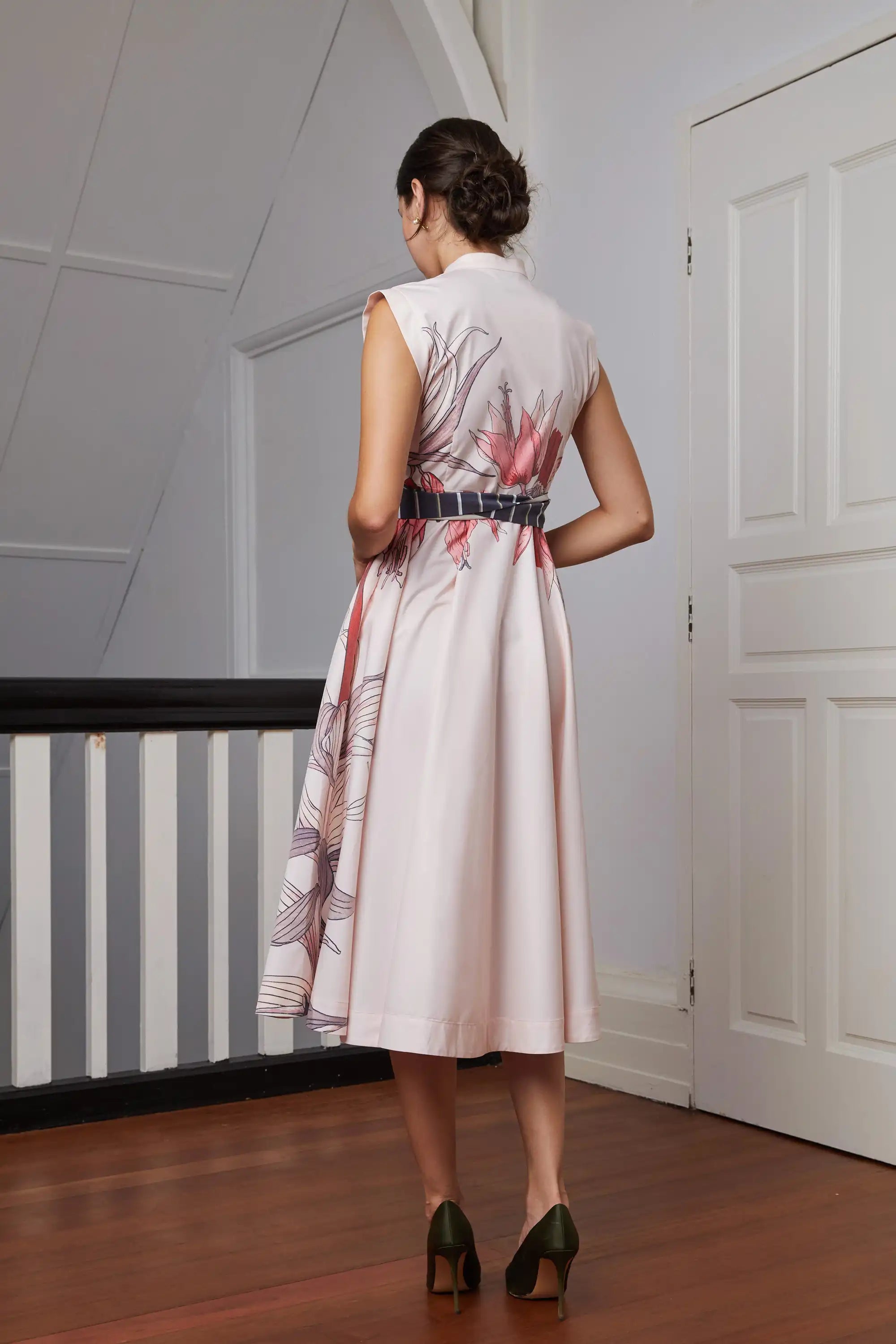 Square Sleeves Fit & Flare Qipao (Crown Imperial)