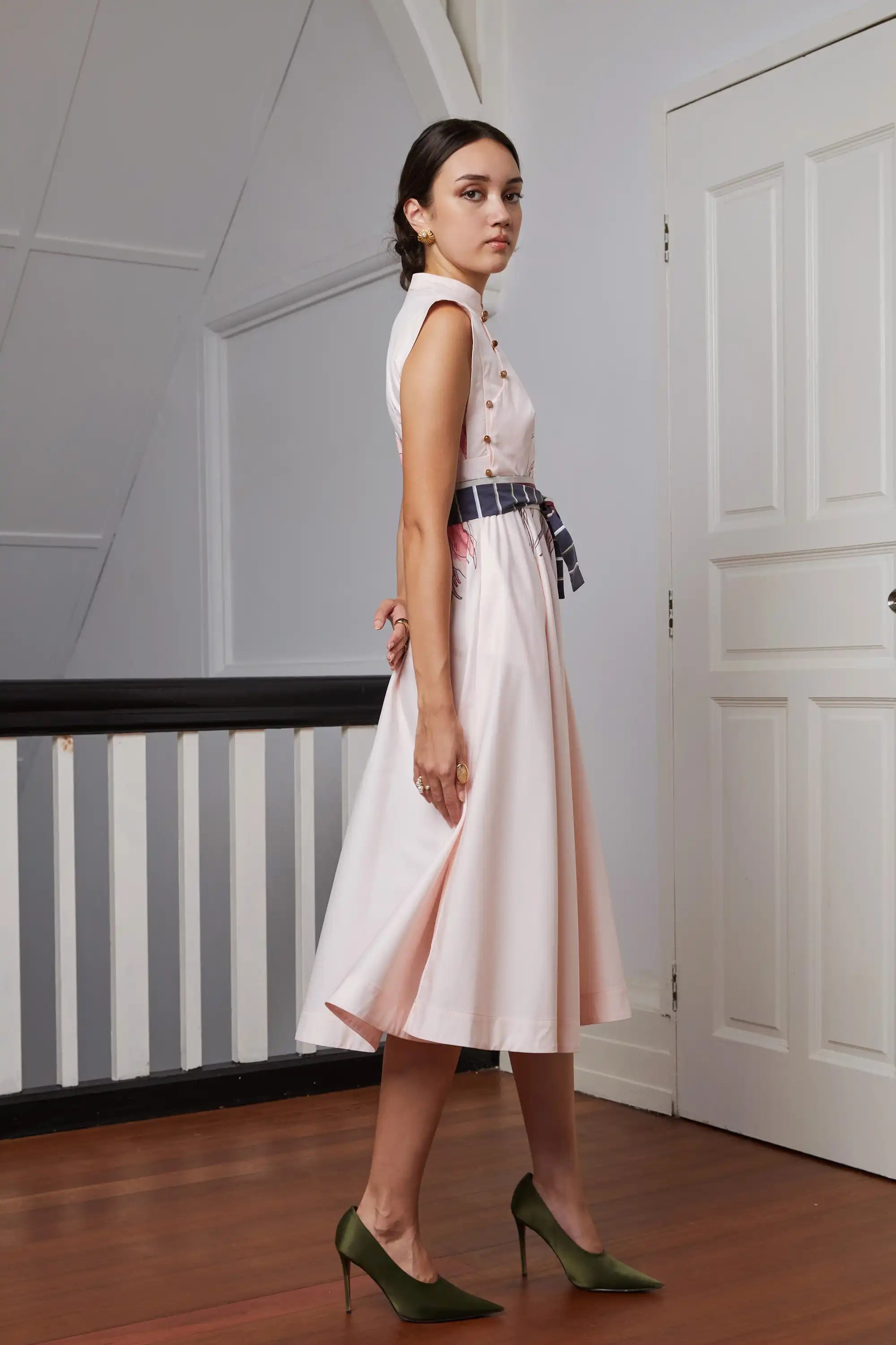 Square Sleeves Fit & Flare Qipao (Crown Imperial)