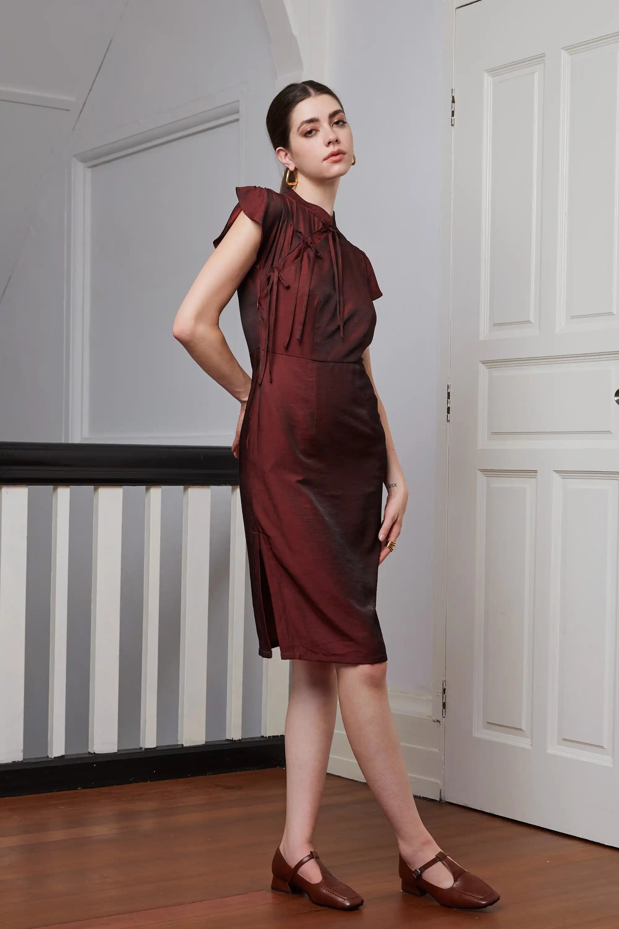 Tulip Piping Qipao (Dark Red)