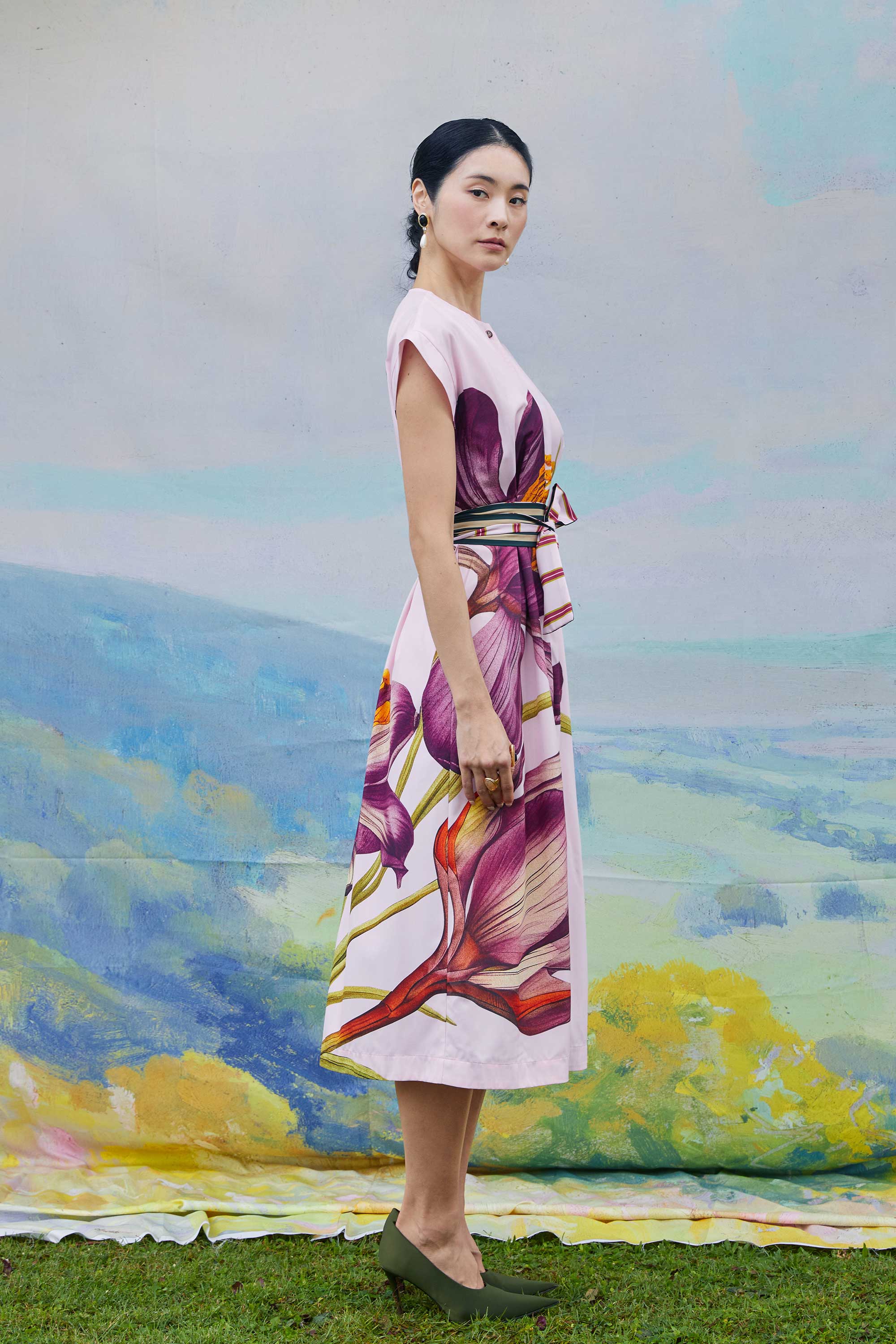 Box Pleats Cinch Tea Dress (Saffron)